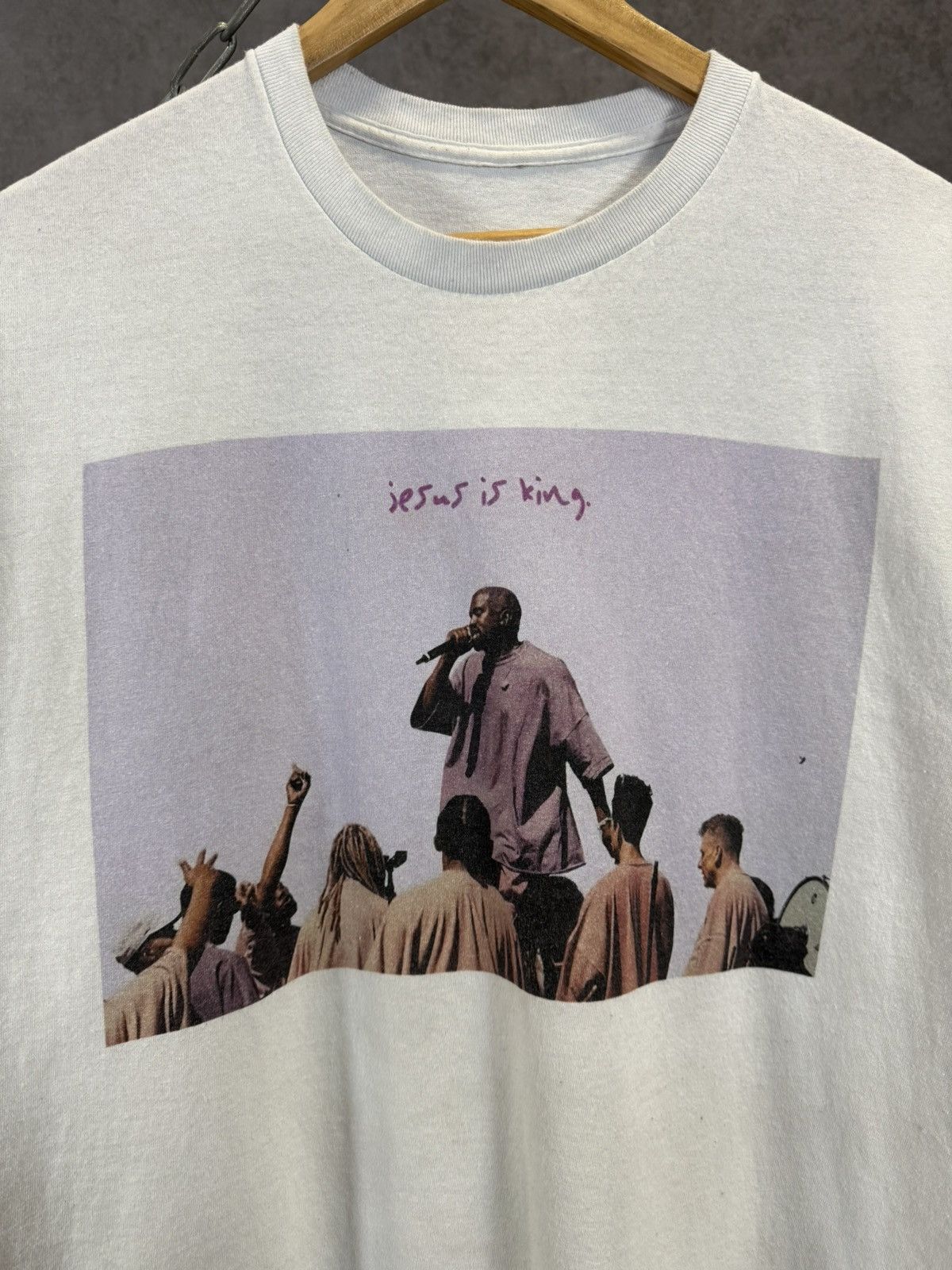 Band Tees × Rap Tees Kanye West Jesus is King rap band tee Size US L / EU 52-54 / 3 - 2 Thumbnail