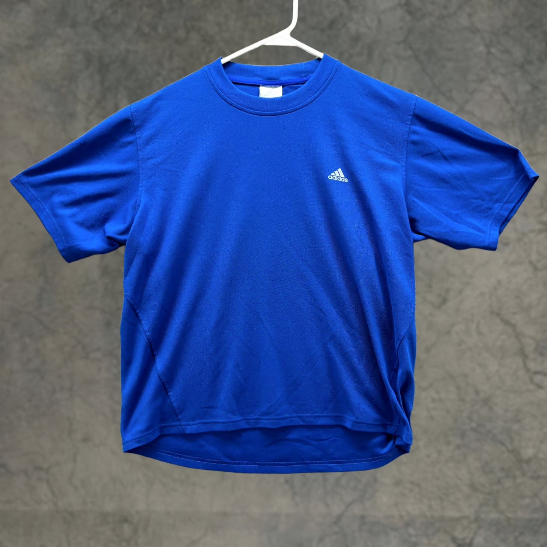 Adidas VINTAGE Adidas Shirt Men Medium Royal Blue Soccer Jersey Crewneck Trefoil Polyester Size US M / EU 48-50 / 2 - 1 Thumbnail
