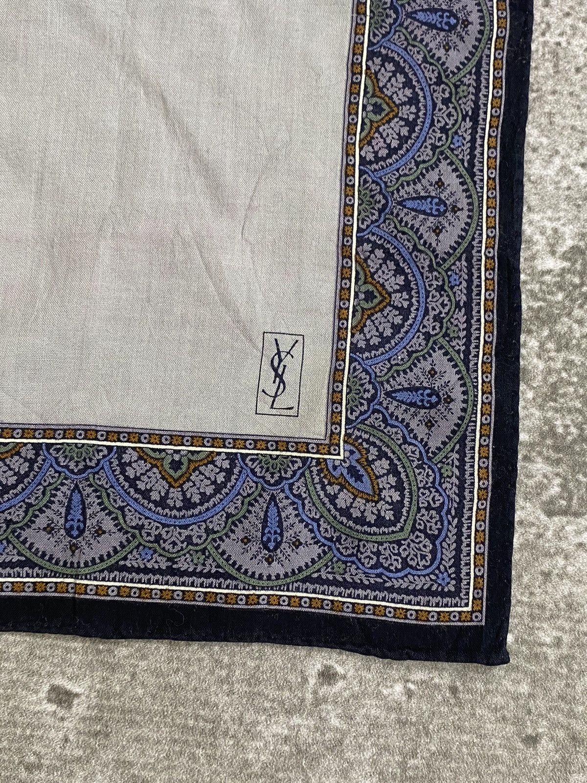 Yves Saint Laurent Yves saint laurent Handkerchief / Bandana / Neckerchief Size ONE SIZE - 3 Thumbnail