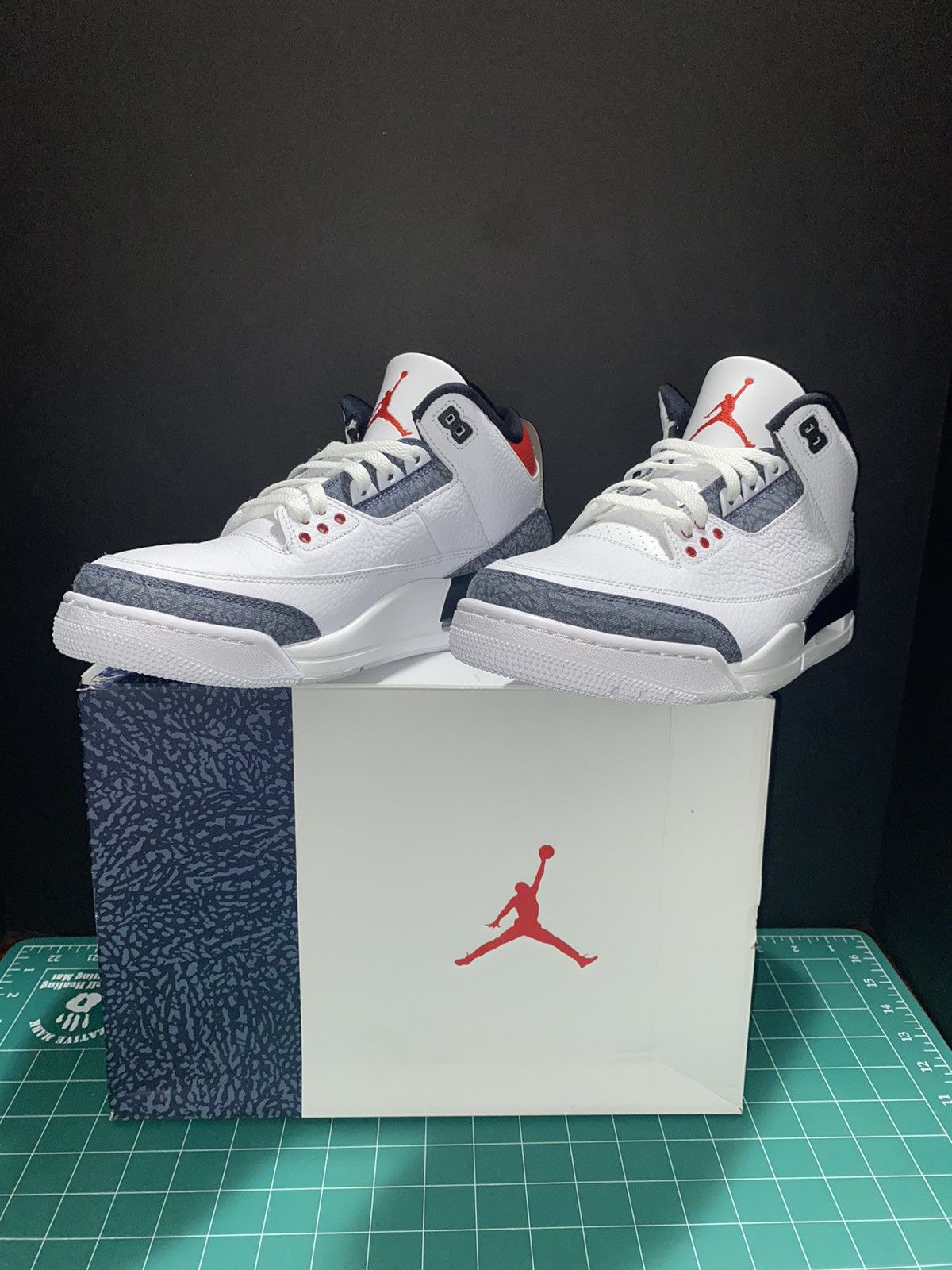 Jordan Brand × Nike Air Jordan 3 SE-T 'Fire Red' Japan Exclusive Size US 9.5 / EU 42-43 - 1 Thumbnail
