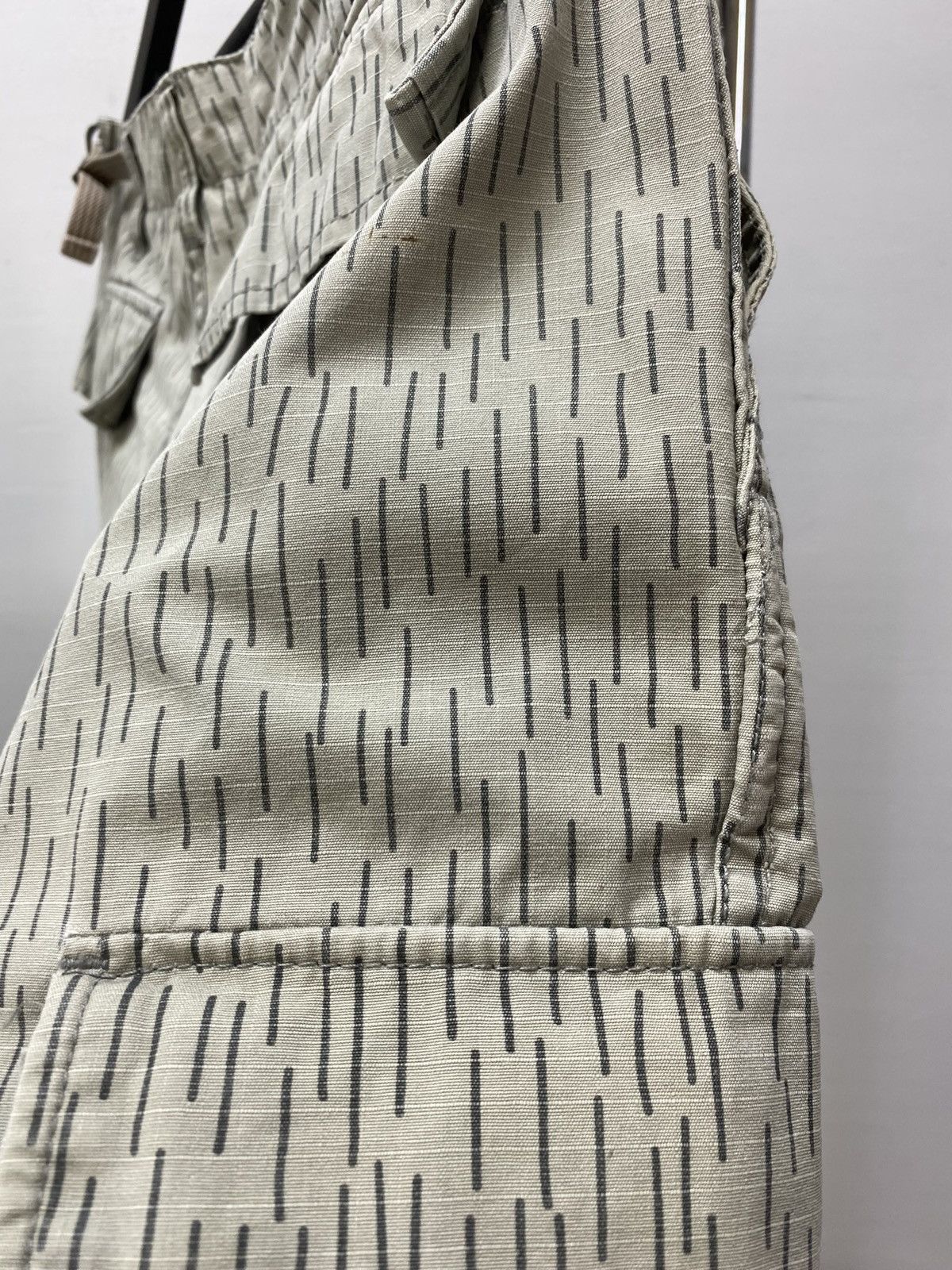 Hypebeast × Stussy VINTAGE STUSSY SHORT PANTS CARGO Size US 34 / EU 50 - 20 Thumbnail