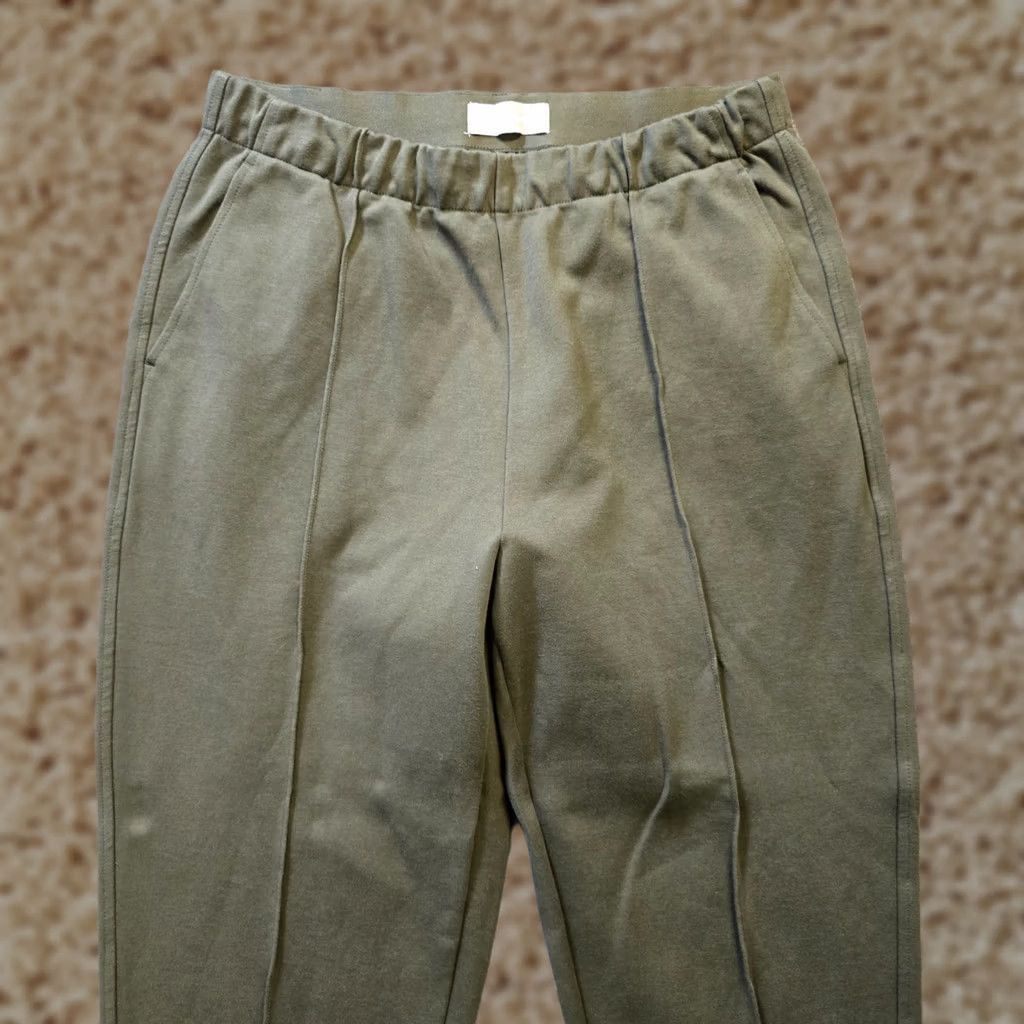 Everlane Everlane Pants Women Large Green Kalamata Olive Pull On Taper Capsule Size 36" / US 14 / IT 50 - 1 Thumbnail
