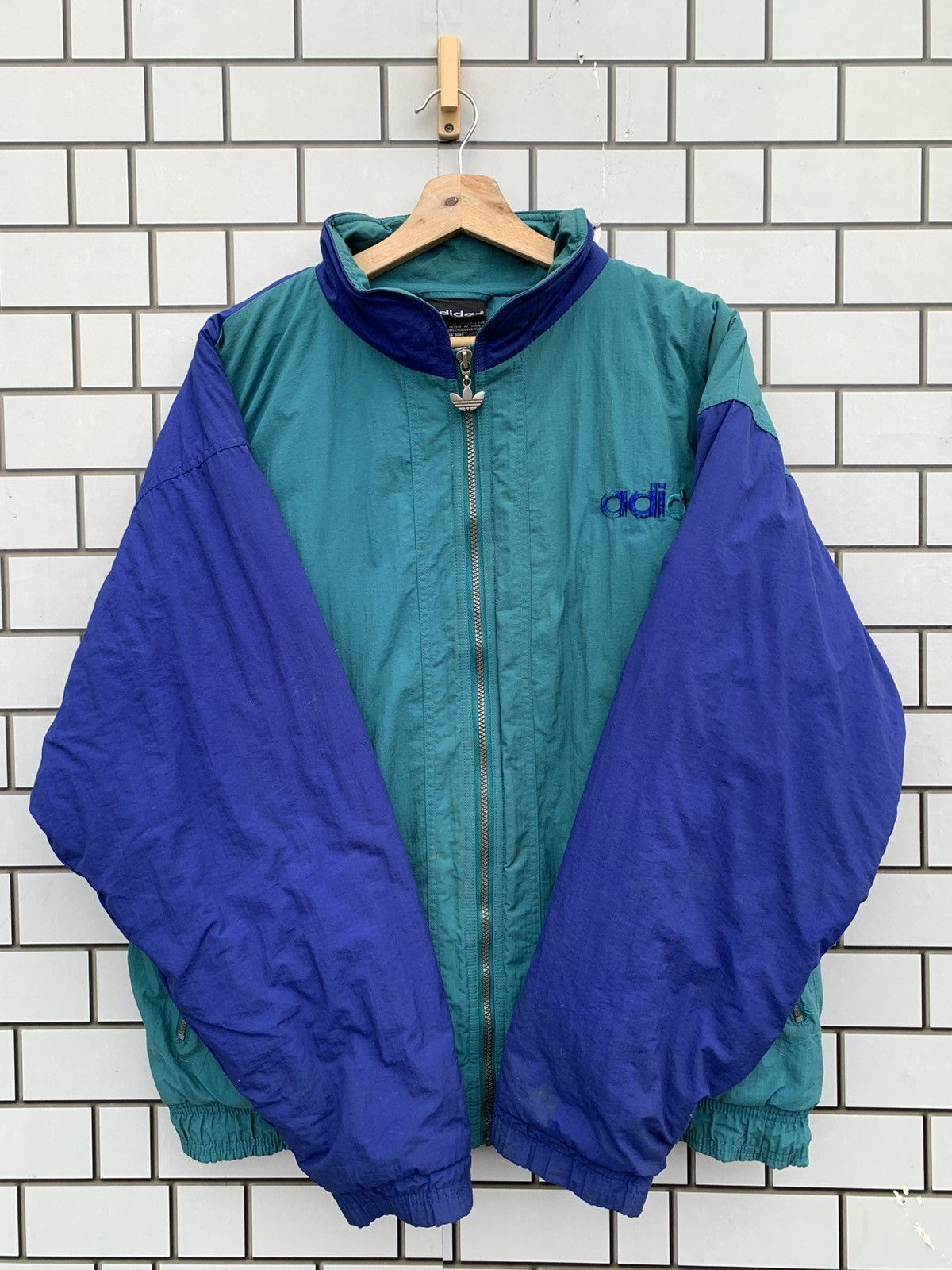 Adidas Vintage 90s Adidas Big Logo Oversized Jacket Size US L / EU 52-54 / 3 - 3 Thumbnail