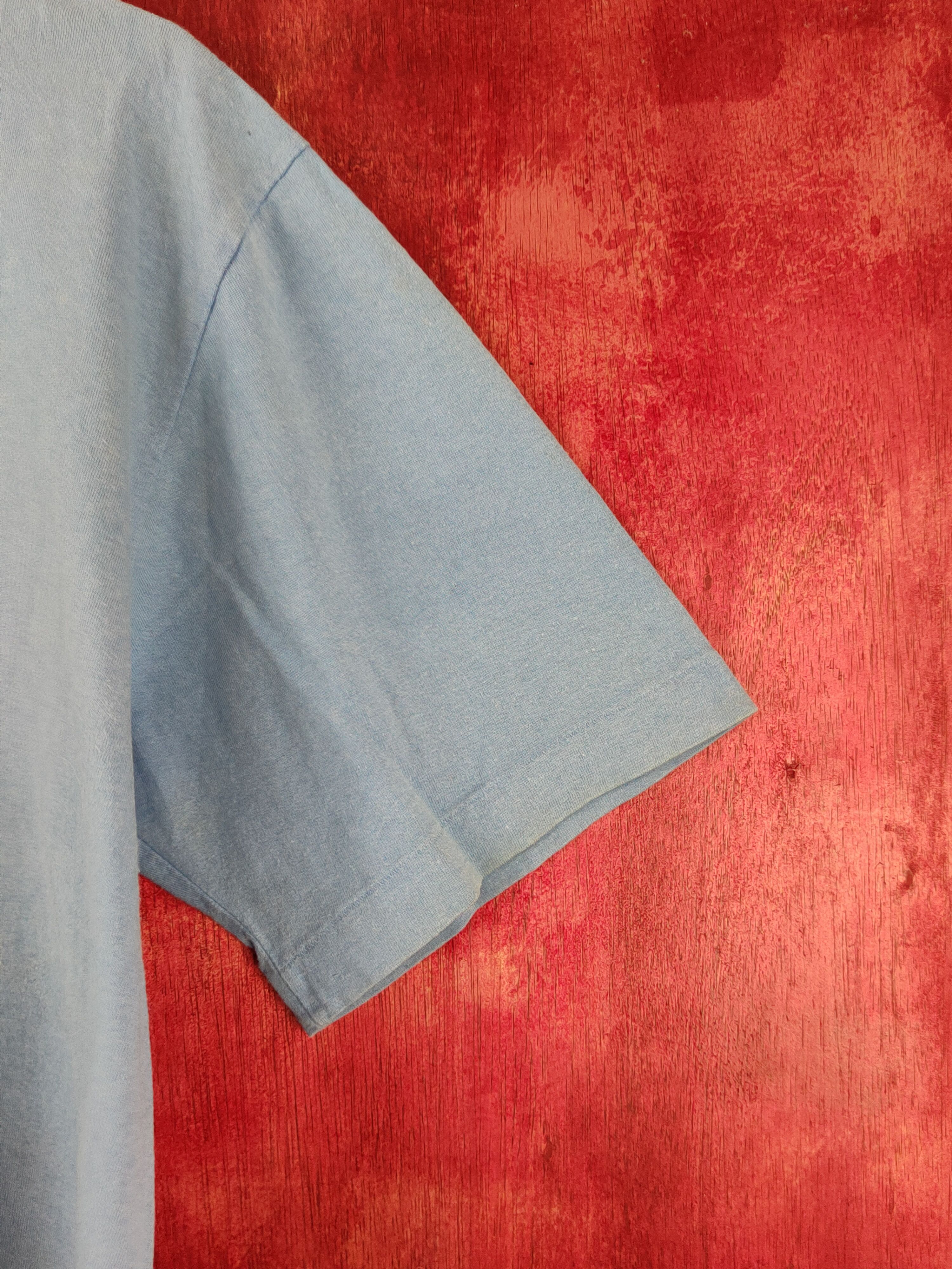 Vintage Crayola vintage cartoon Blue faded tee T-shirts #S2297 Size US L / EU 52-54 / 3 - 7 Thumbnail