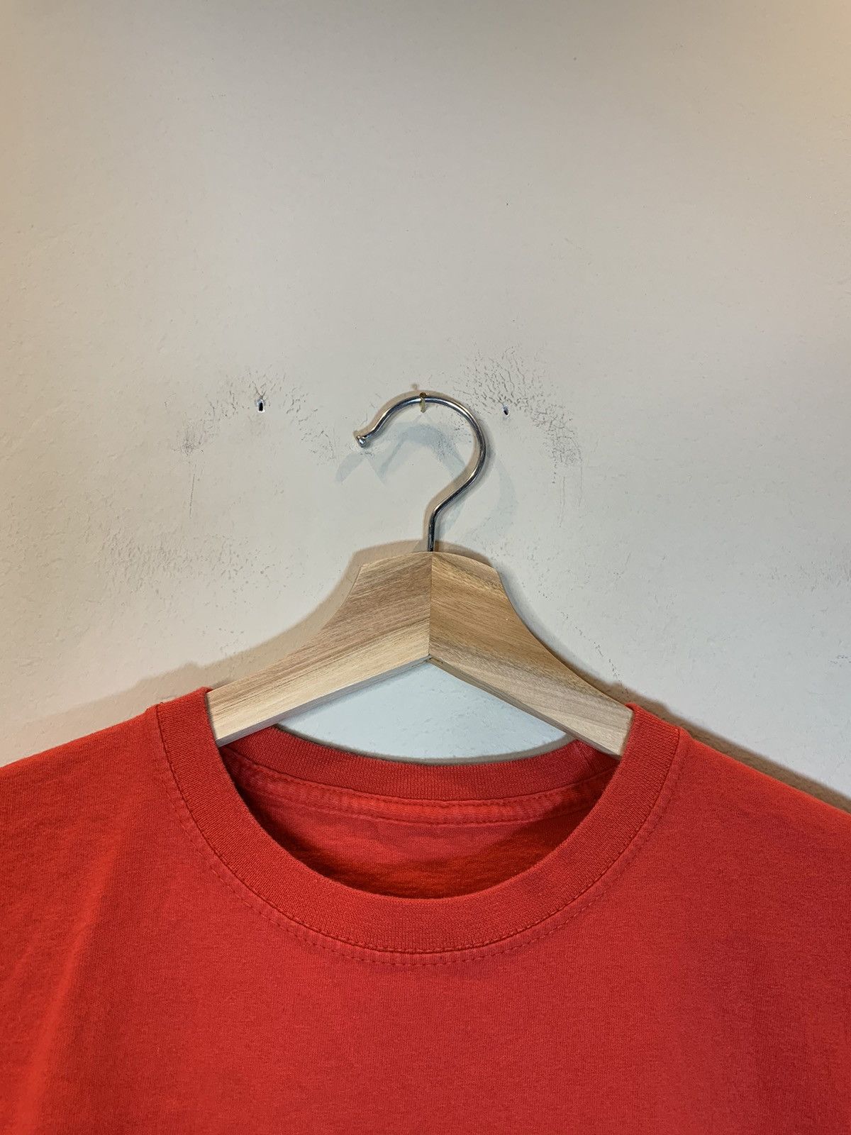 Vintage *RARE* Vintage 90’s Noam Chomsky Question Everything T-Shirt Size US L / EU 52-54 / 3 - 5 Thumbnail