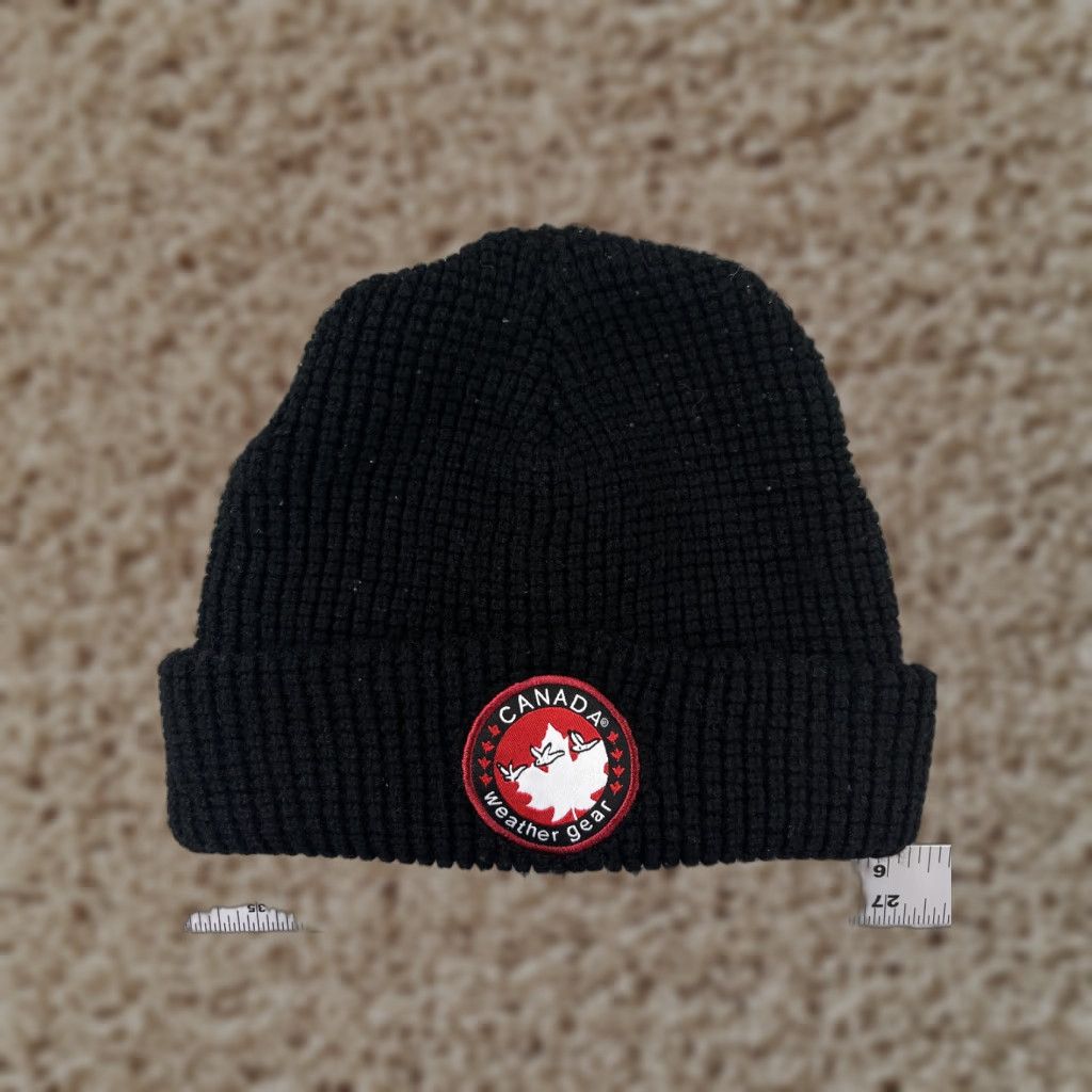 Vintage Canada Weather Gear Beanie Adult One Size Black Knit Embroidered Logo Acrylic Knit Hat Unisex Mens Womens - Size ONE SIZE - 1 Thumbnail