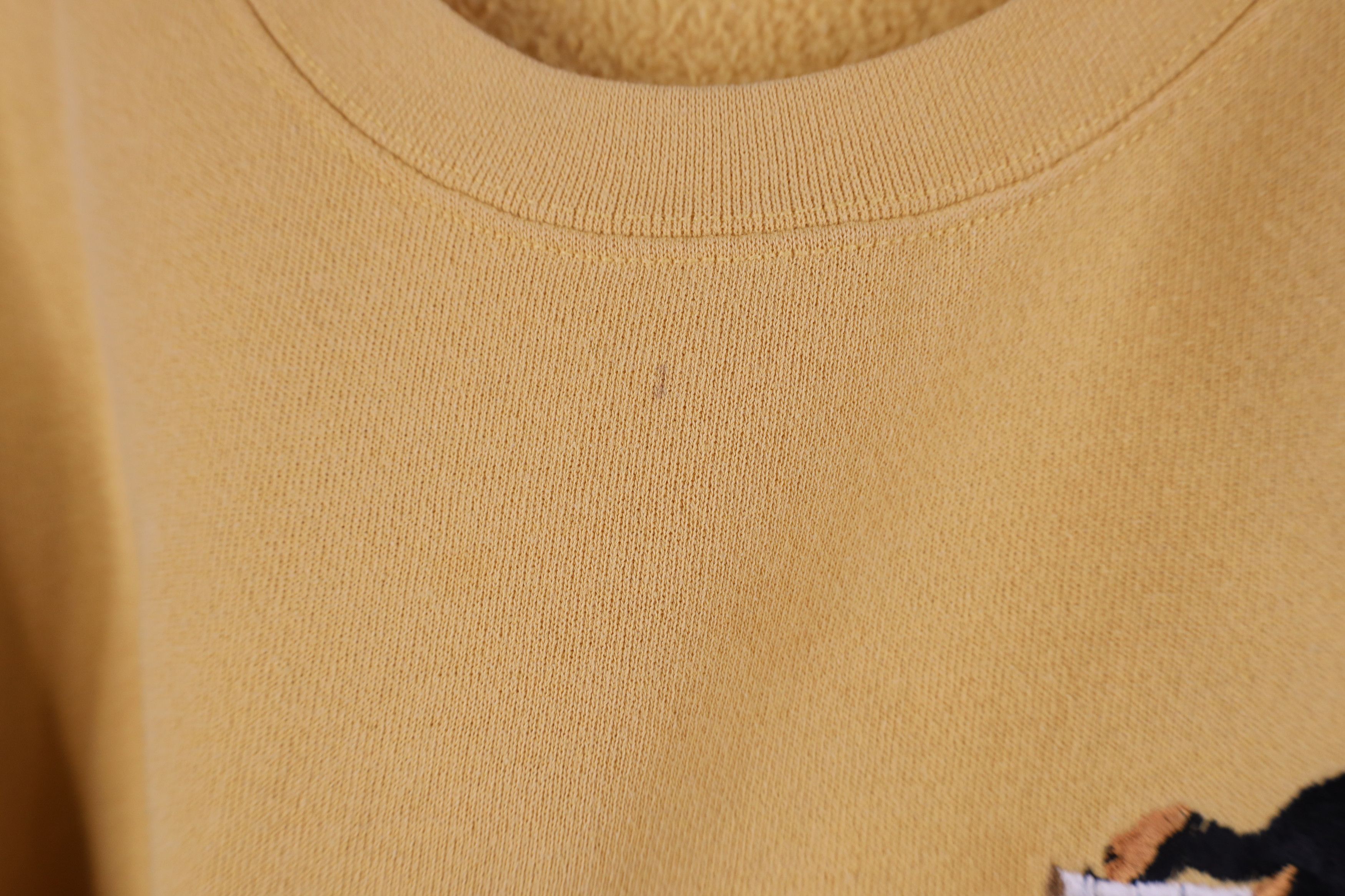 Vintage Vintage 90s Hanging Around Up North Michigan Bear Sweatshirt Size L / US 10 / IT 46 - 5 Thumbnail