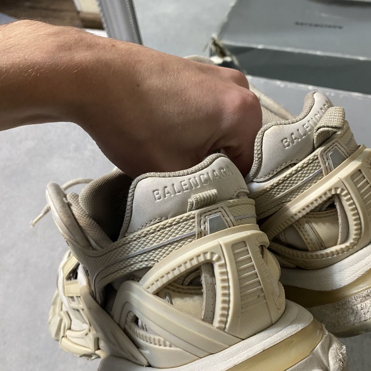 Balenciaga Balenciaga Track 2 open sneaker sz 41 white Size US 7 / EU 40 - 7 Thumbnail