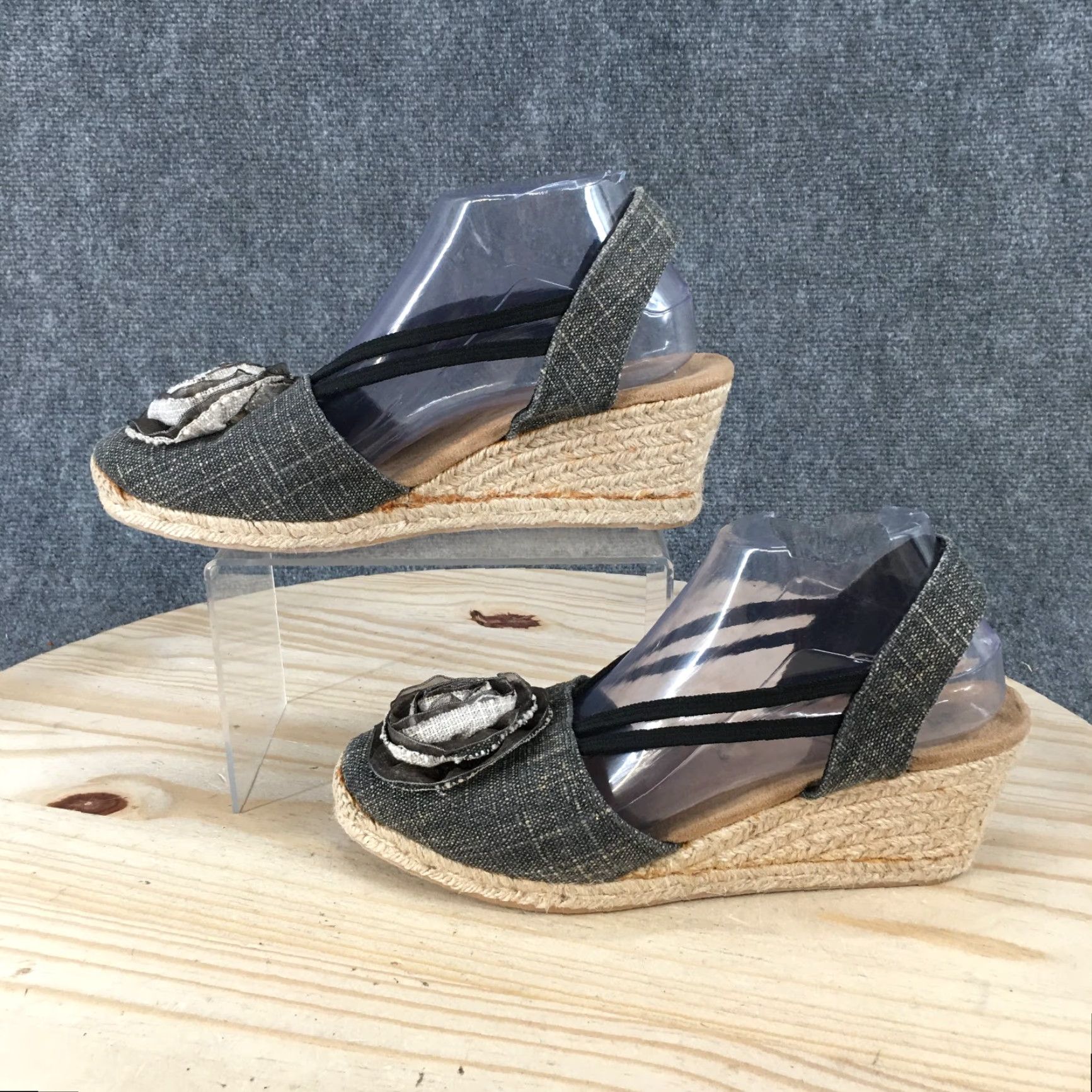 Vintage White Mountain Sandals Womens 9.5 M Serene Espadrille Gray Casual Wedge Heels Size US 10 / IT 40 - 2 Thumbnail
