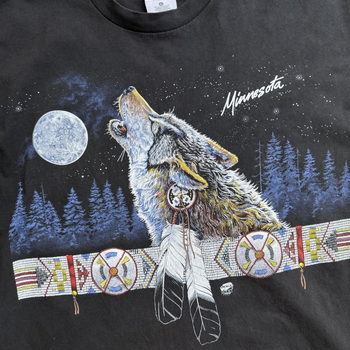 Vintage Vintage Minnesota Native Wolf T-Shirt Size US XL / EU 56 / 4 - 4 Thumbnail