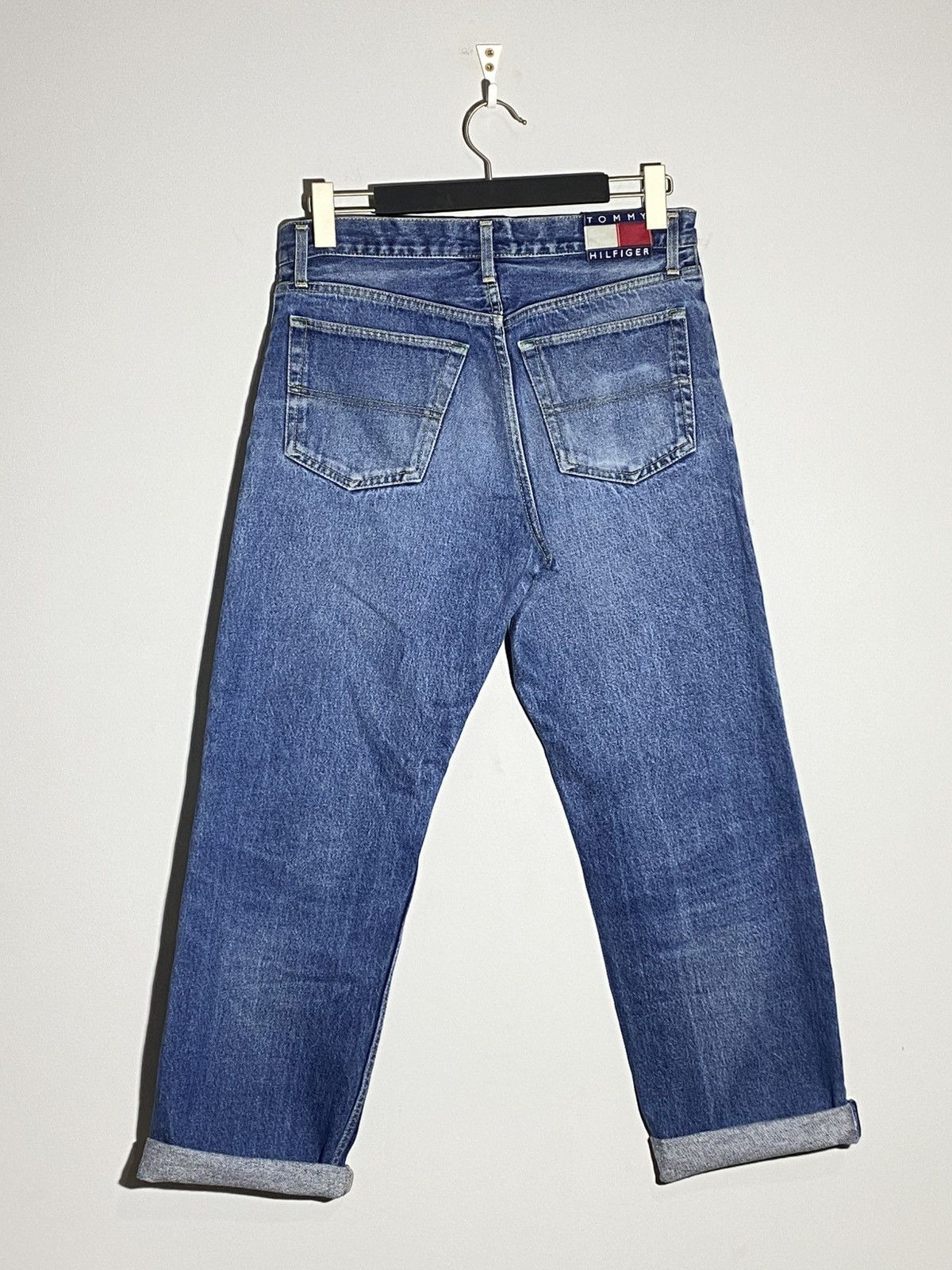 Tommy Hilfiger Vintage 90s Tommy Hilfiger Jeans Baggy Fit 32x34 Size US 32 / EU 48 - 1 Thumbnail