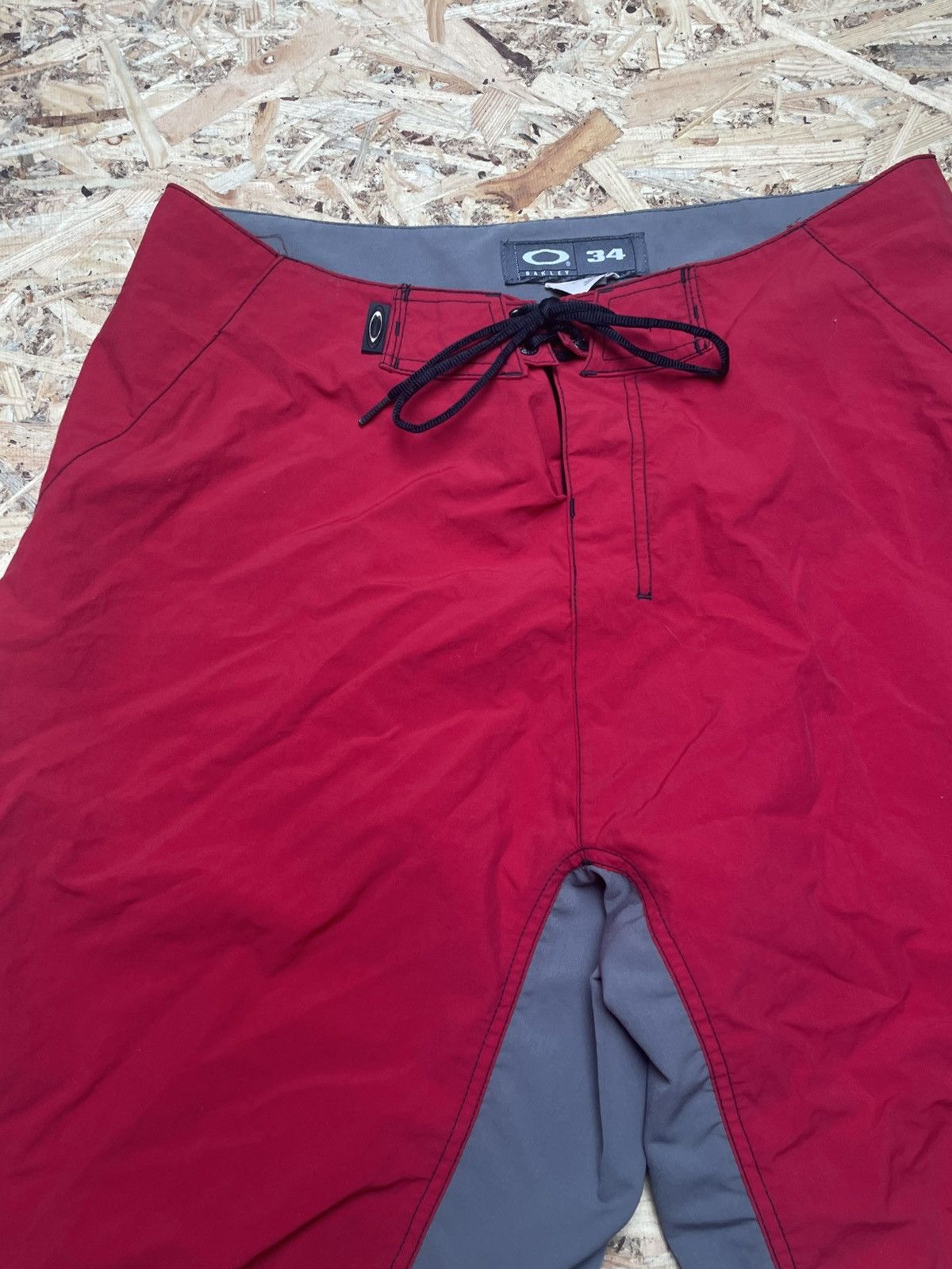 Oakley × Vintage Oakley baggy metal logo street fashion short 00s vintage Size US 34 / EU 50 - 2 Thumbnail