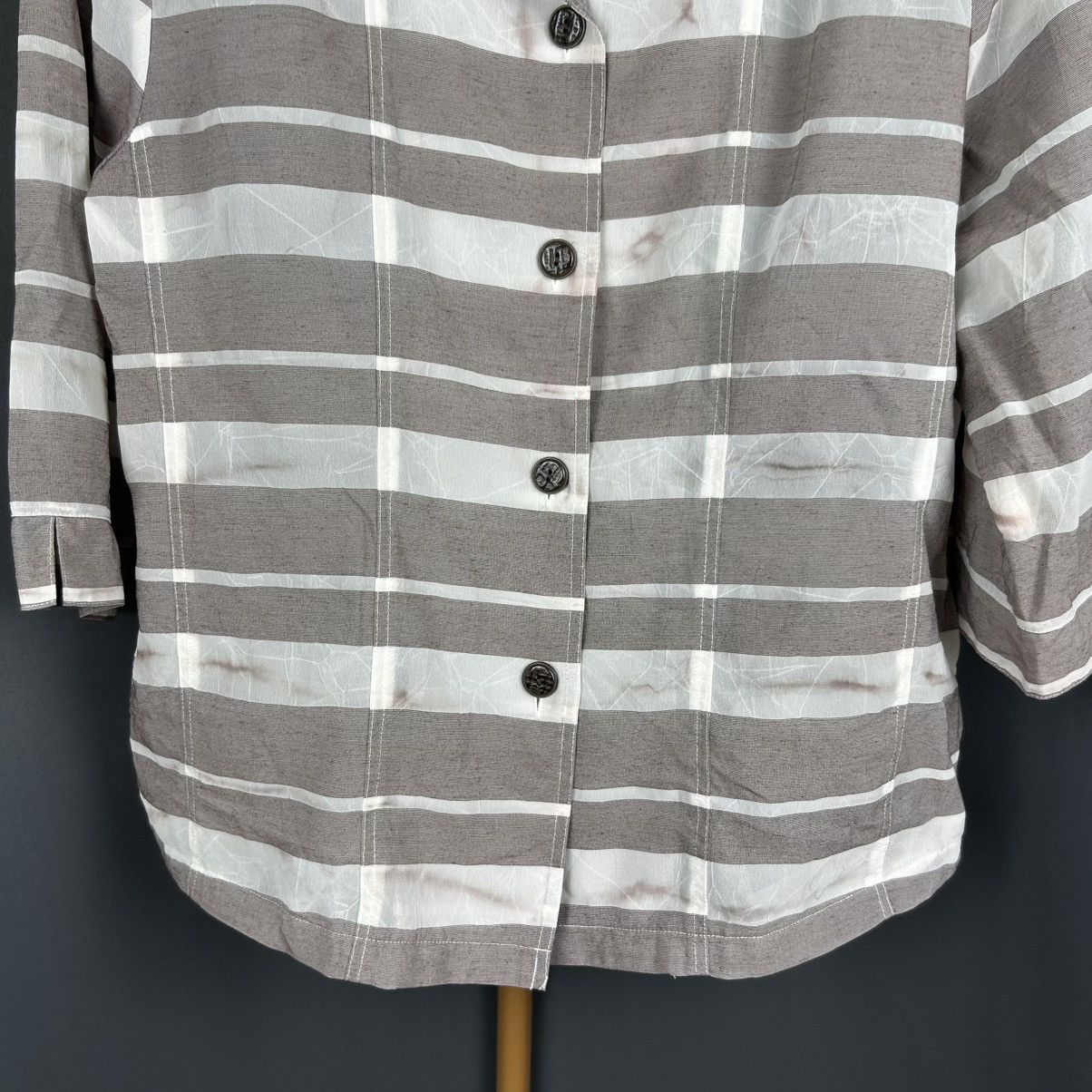 Japanese Brand Vintage Japanese Brand Button Down Shirt Size M / US 6-8 / IT 42-44 - 3 Thumbnail