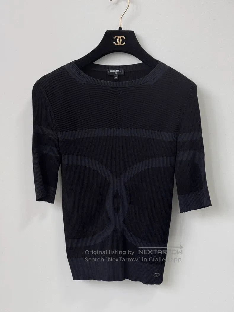 Chanel Chanel Dark blue round-neck knitted short-sleeved short-sl Size XS / US 0-2 / IT 36-38 - 1 Thumbnail