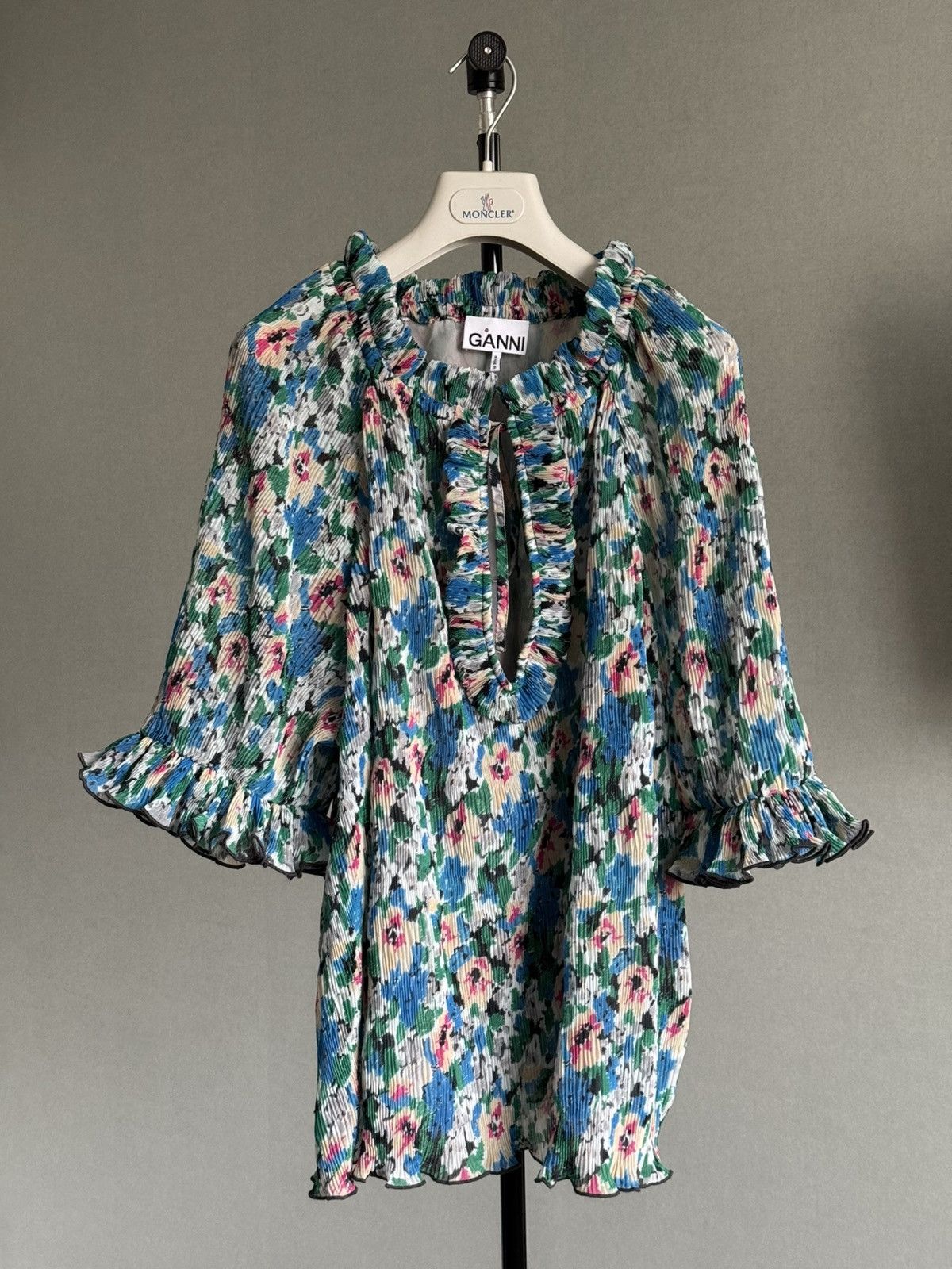 Gianni Valentino Ganni Women's Pleated Georgette Top - Floral Azure Blue Size M / US 6-8 / IT 42-44 - 2 Thumbnail