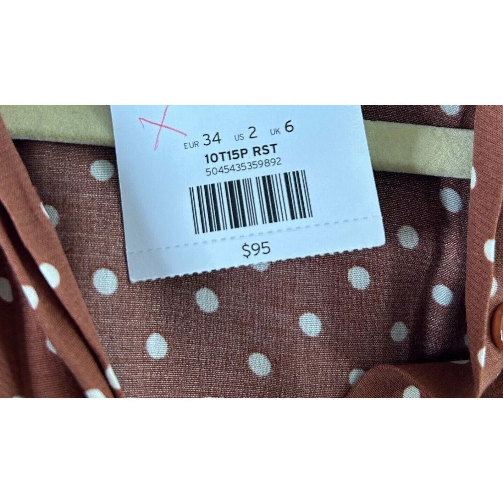 Topshop Topshop Polka-Dot 3/4 Sleeve Button Pleated Slit Maxi Dress Size XS / US 0-2 / IT 36-38 - 8 Thumbnail