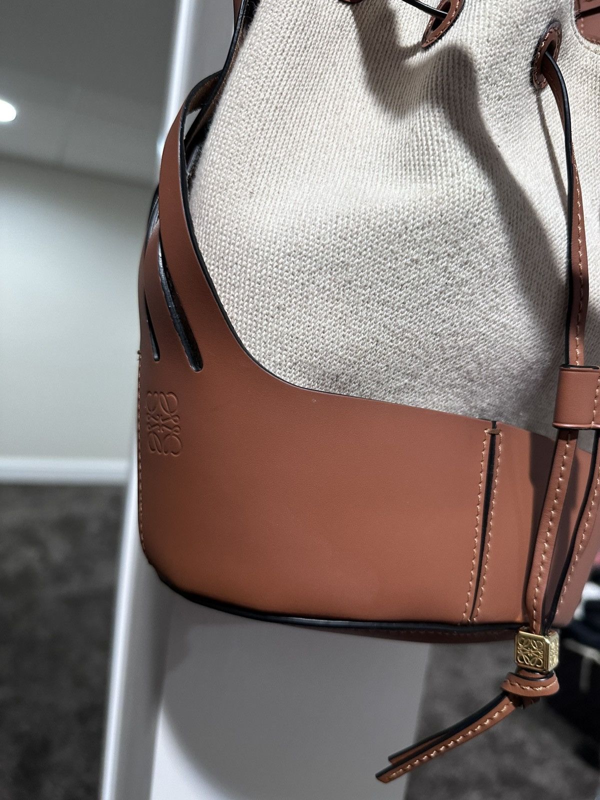 Loewe Loewe Raffia & Leather Calfskin Beehive / Bucket Beach Bag Size ONE SIZE - 12 Thumbnail