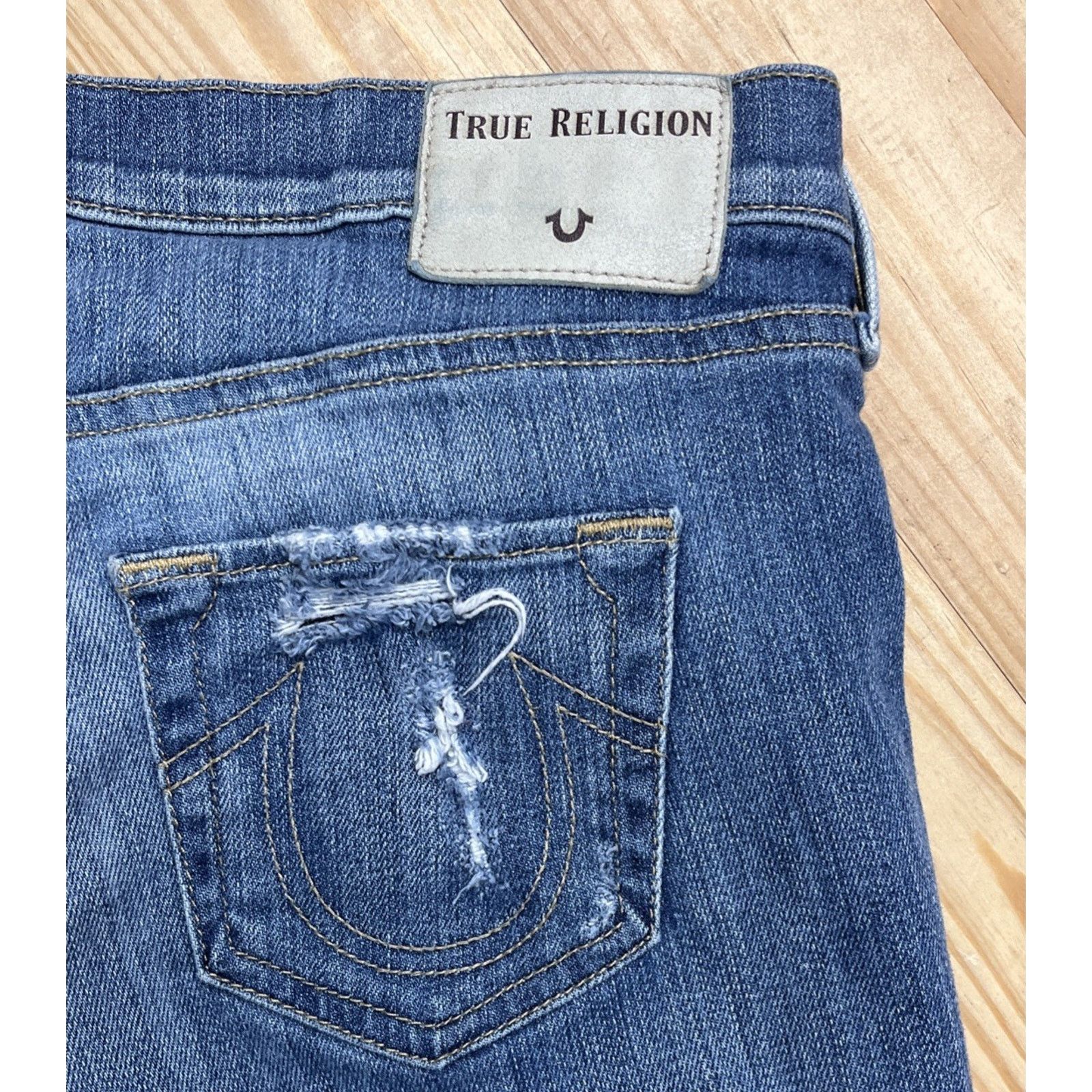 True Religion Womens True Religion Distressed Blue Jeans size 26 Size 26" / US 2 / IT 38 - 6 Thumbnail