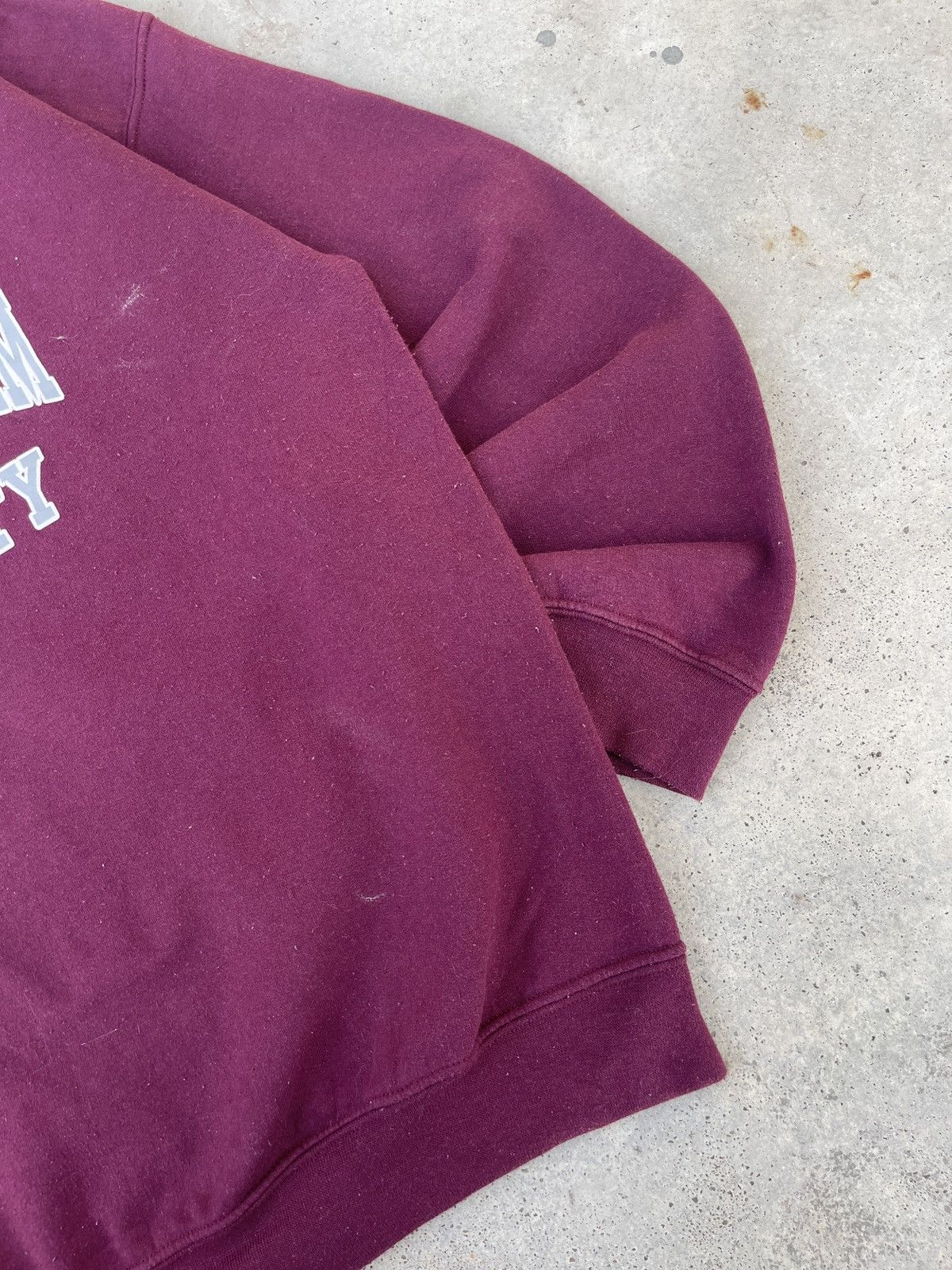 Vintage Vintage Crewneck Sheffield Hallam University Sweatshirt Size US L / EU 52-54 / 3 - 5 Thumbnail