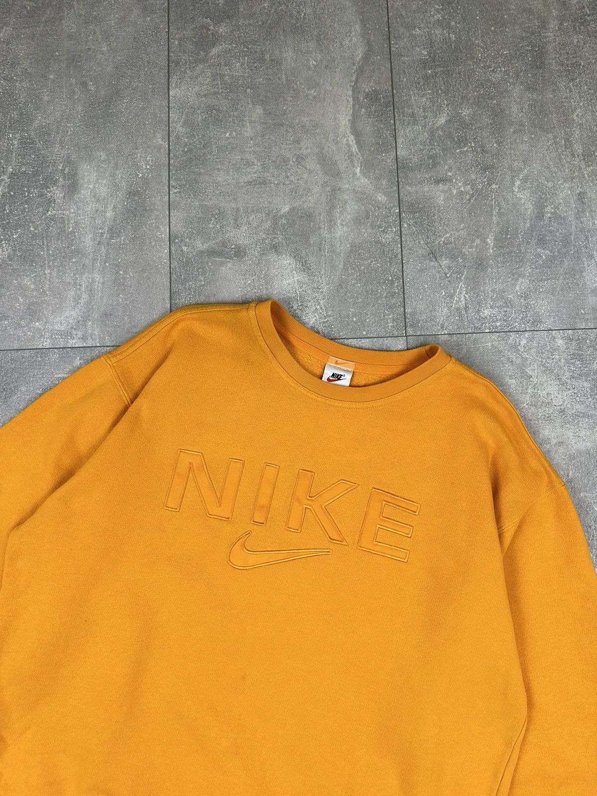 Nike Women’s Vintage Rare Nike Sweatshirt Overprint Logo Size L / US 10 / IT 46 - 3 Thumbnail