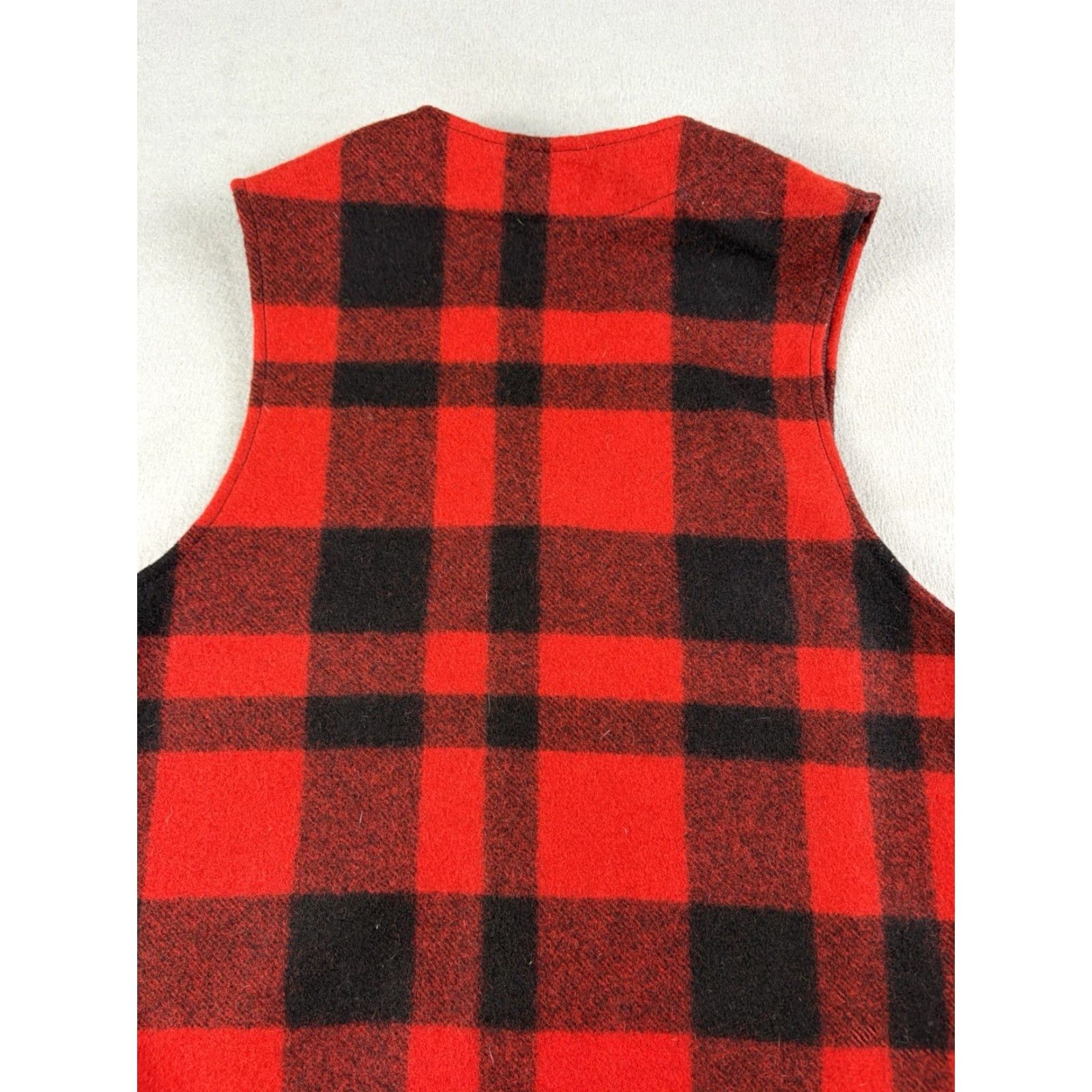 Filson VINTAGE Filson Mackinaw Wool Vest Mens 42 Red Plaid USA Made Wool Style Vest Size US XS / EU 42 / 0 - 6 Thumbnail