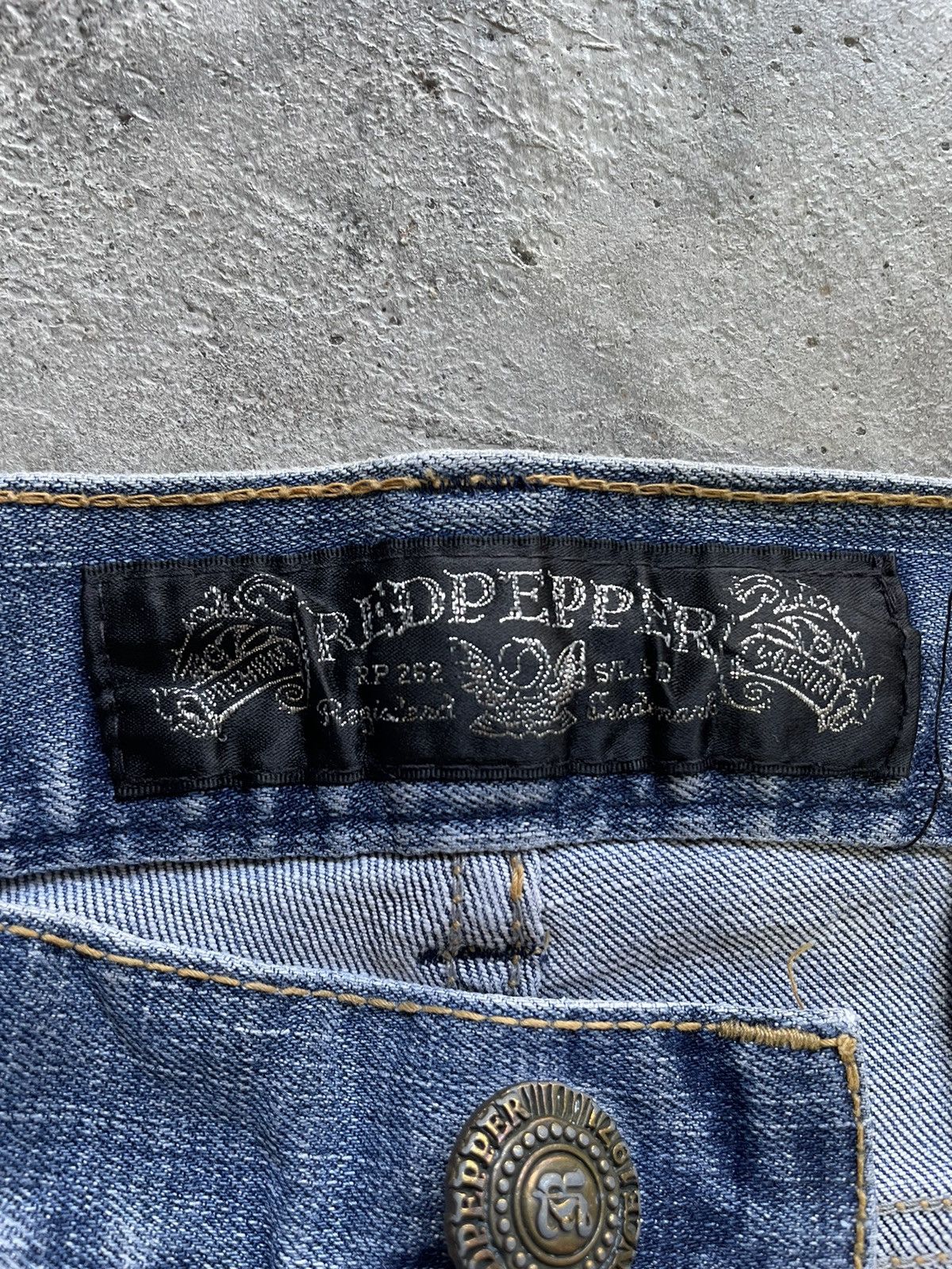 If Six Was Nine × Le Grande Bleu (L.G.B.) Red Pepper ChromeHearts Motive Denim Size US 34 / EU 50 - 10 Thumbnail