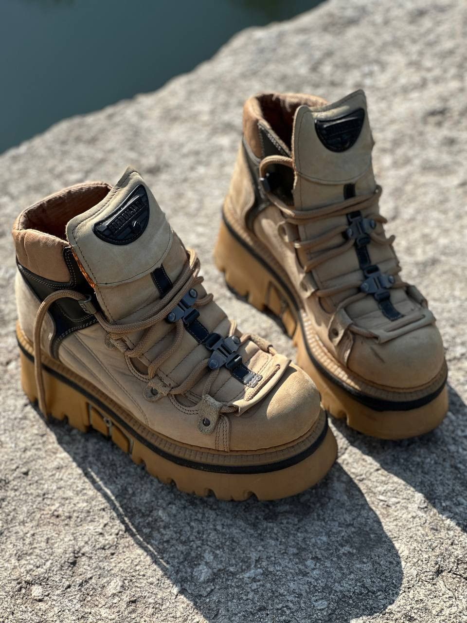 Gordon Jack Y2K vintage crazy opium platform boots