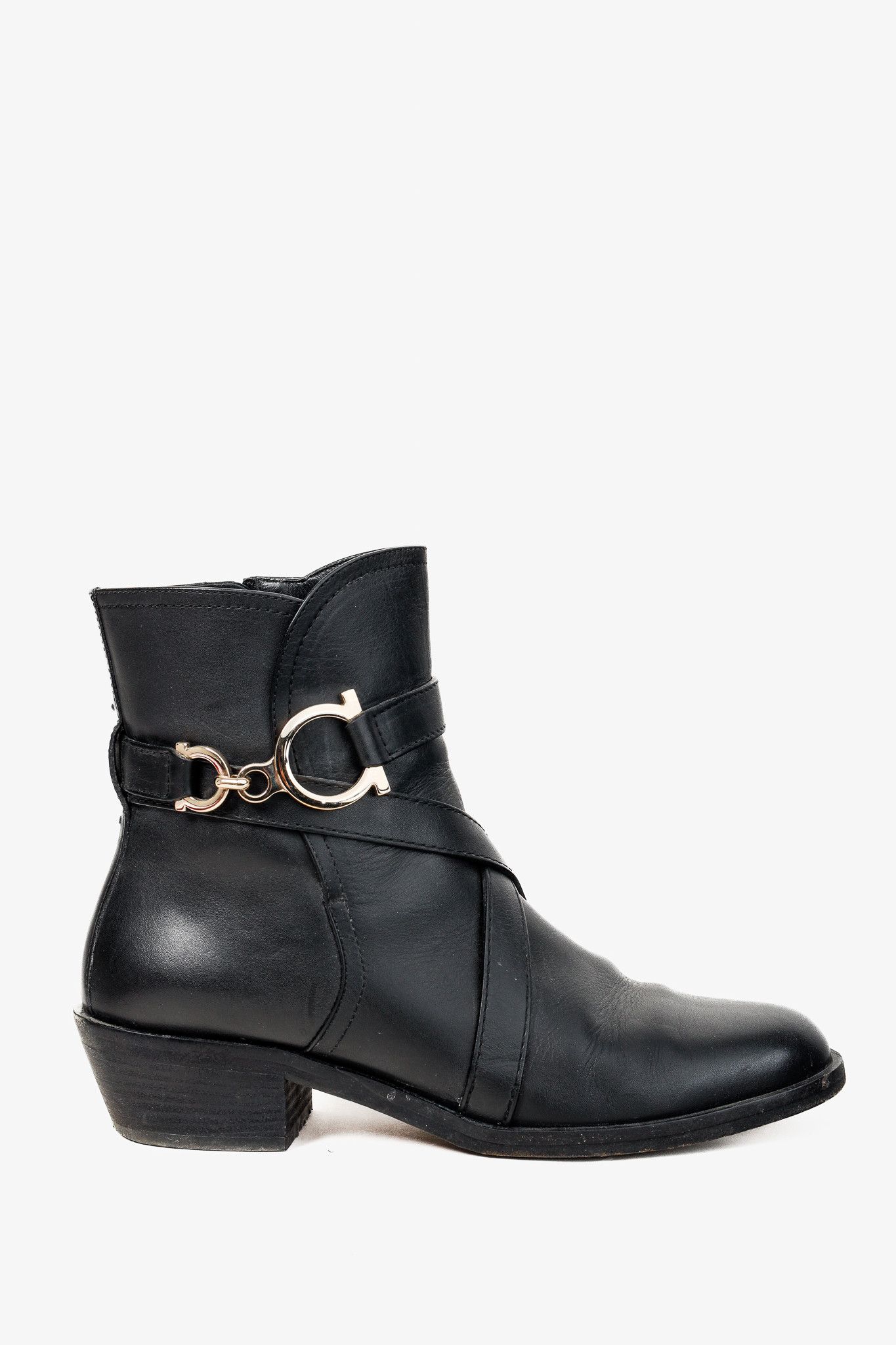 Salvatore Ferragamo Shadi Gancini Leather Ankle Boot