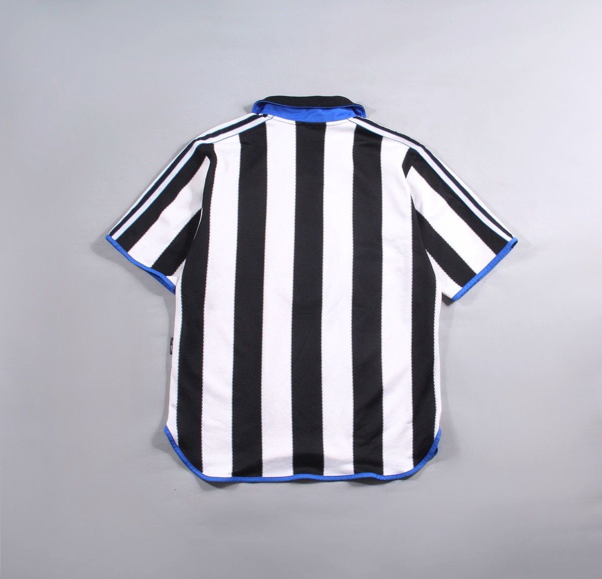 Adidas Adidas NEWCASTLE UNITED 1999 Football Shirt Soccer Jersey M Size US M / EU 48-50 / 2 - 4 Thumbnail