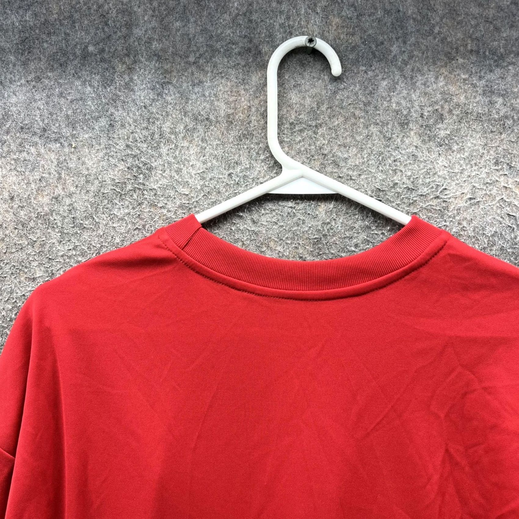 Nike Nike Dri-FIT Shirt Mens Large Red Tee Short Sleeve Crew Neck Running Training T-Shirt USA Made N/A Size US L / EU 52-54 / 3 - 5 Thumbnail