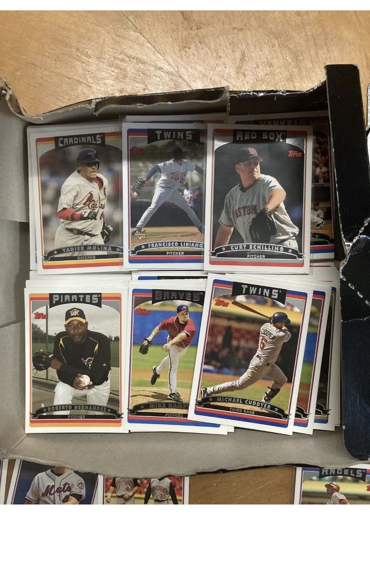 Other Vintage 2006 Topps Baseball Series 1 & 2 Open Box Lot HOF Size ONE SIZE - 2 Thumbnail