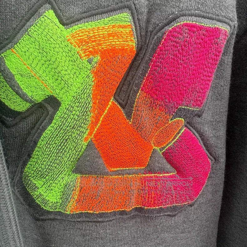 Louis Vuitton Louis Vuitton Colored foam logo zipper jacket Size US M / EU 48-50 / 2 - 4 Thumbnail