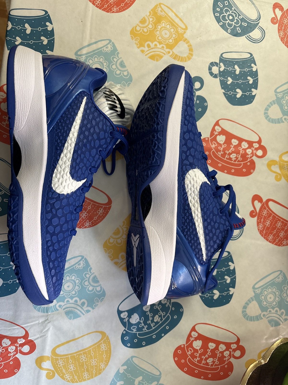 Nike Kobe VI PROTRO 2025 Size US 9 / EU 42 - 3 Thumbnail