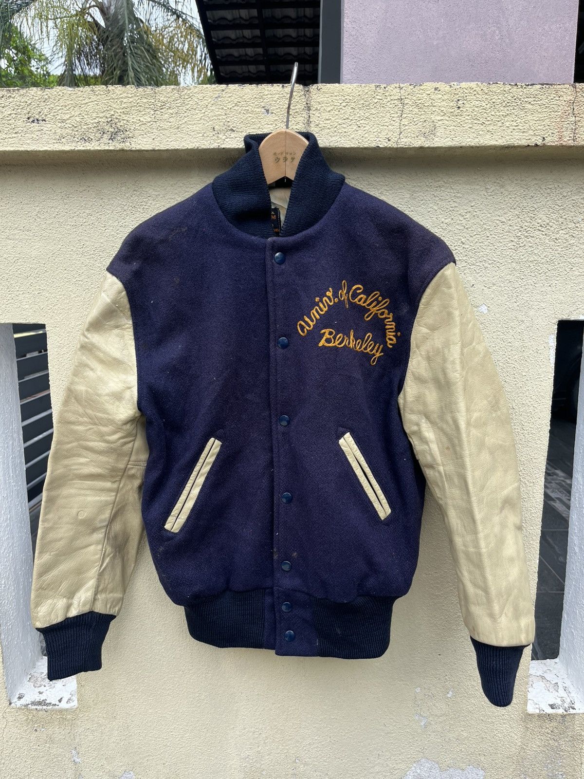 Vintage Skookum letterman : univ. of california Berkeley Size US M / EU 48-50 / 2 - 1 Thumbnail