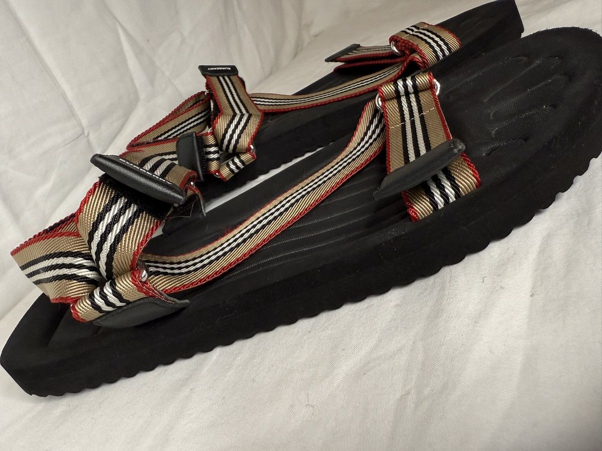 Burberry Burberry Stripe Webbing Sandals – W Straps – 44 EU / 11 M US Size US 11 / EU 44 - 7 Thumbnail