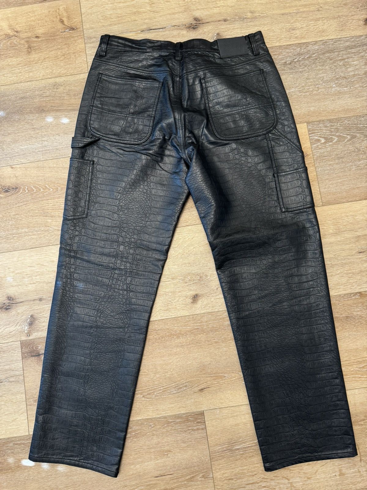 Supreme Supreme Crocodile Leather Carpenter Pant Size US 34 / EU 50 - 2 Thumbnail