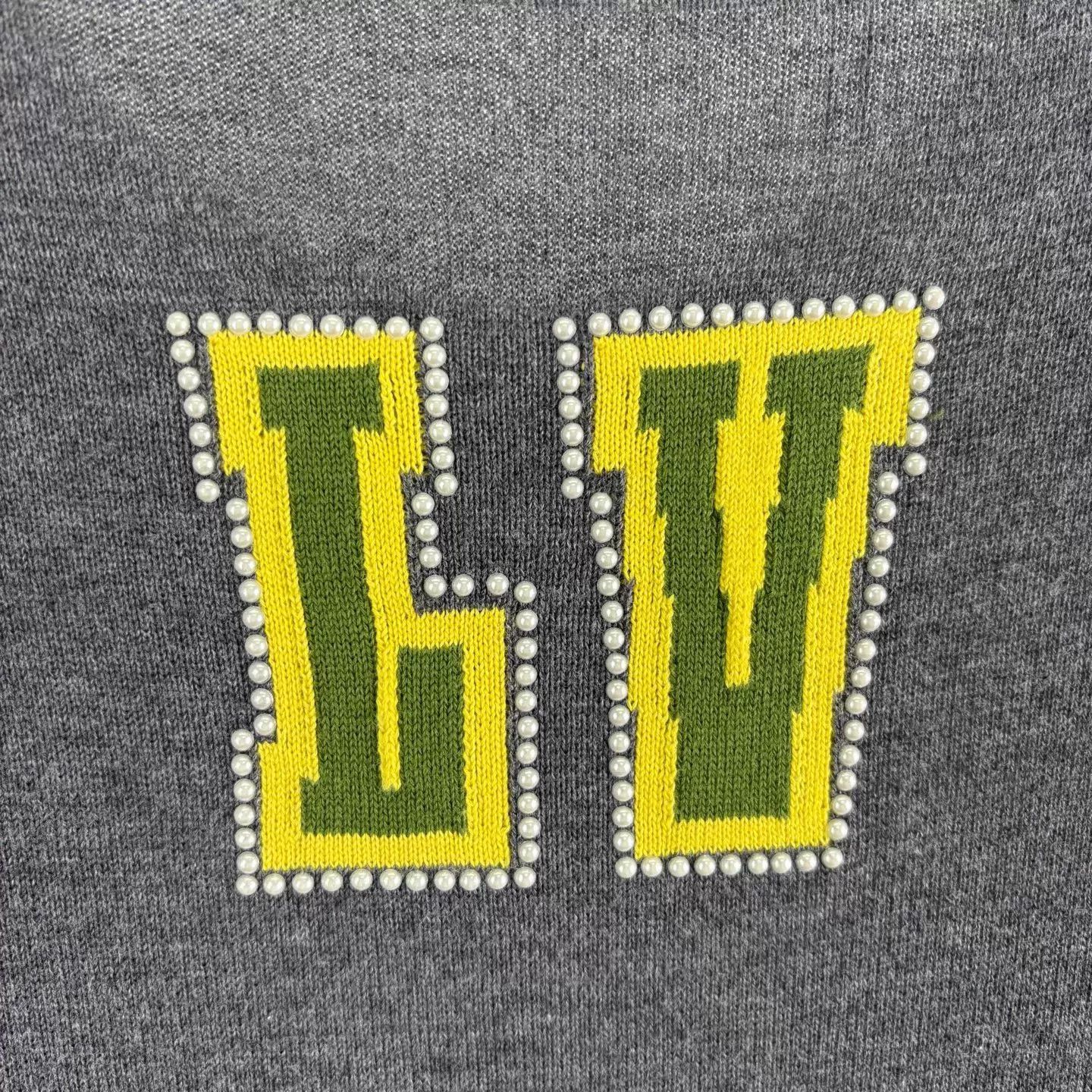 Louis Vuitton LV Dog Beaded Logo Knit Short Sleeve T S New Unused Italy Size US S / EU 44-46 / 1 - 4 Thumbnail