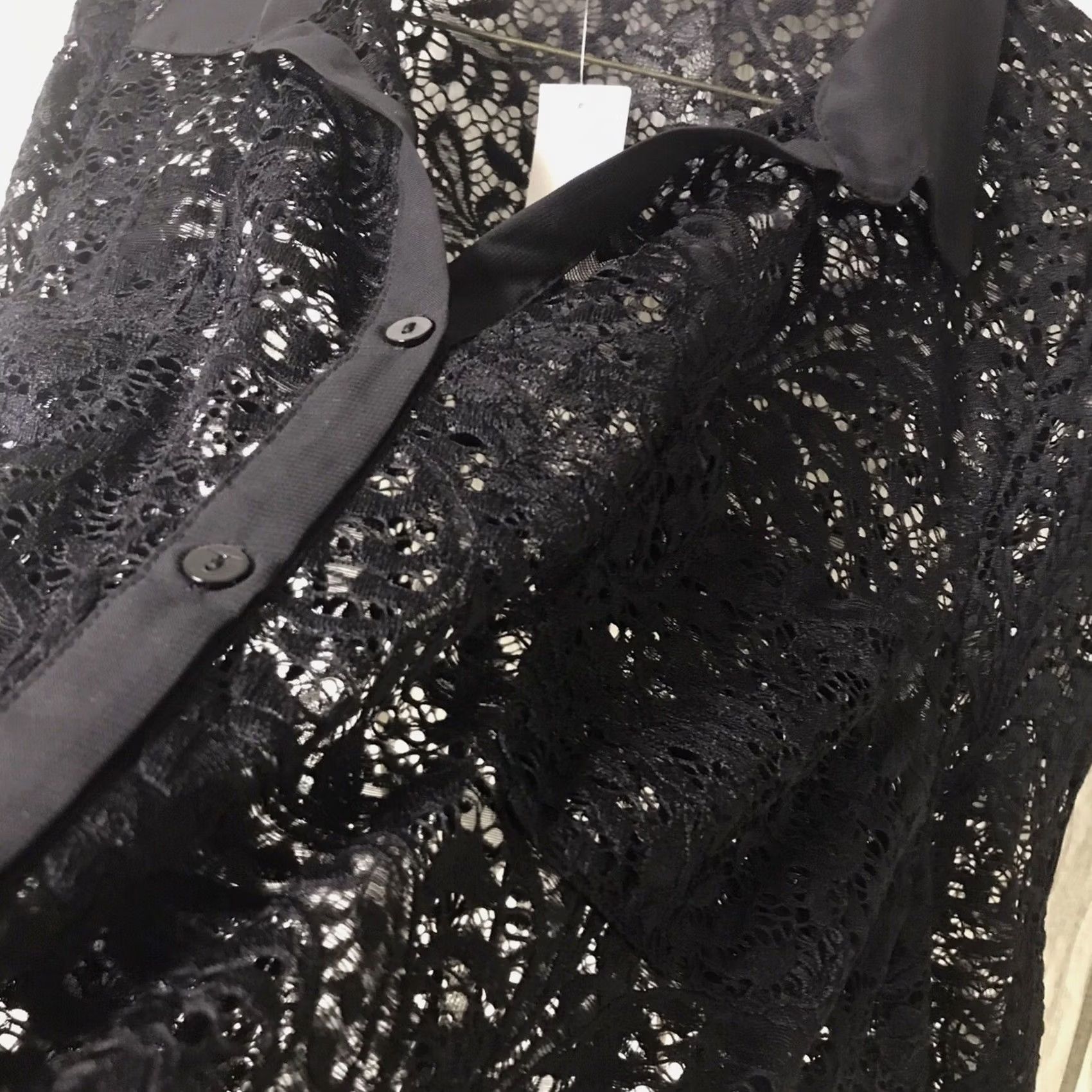 Vintage Maurices Women Black Floral Crochet Knit Button-Up Long Sleeve Shirt Blouse 2 XS Size XS / US 0-2 / IT 36-38 - 3 Thumbnail