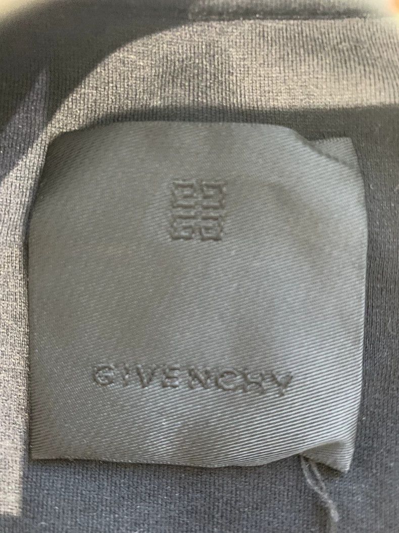 Givenchy Givenchy Embroidered Letter Round Neck Short Sleeve, Size Size US L / EU 52-54 / 3 - 3 Thumbnail
