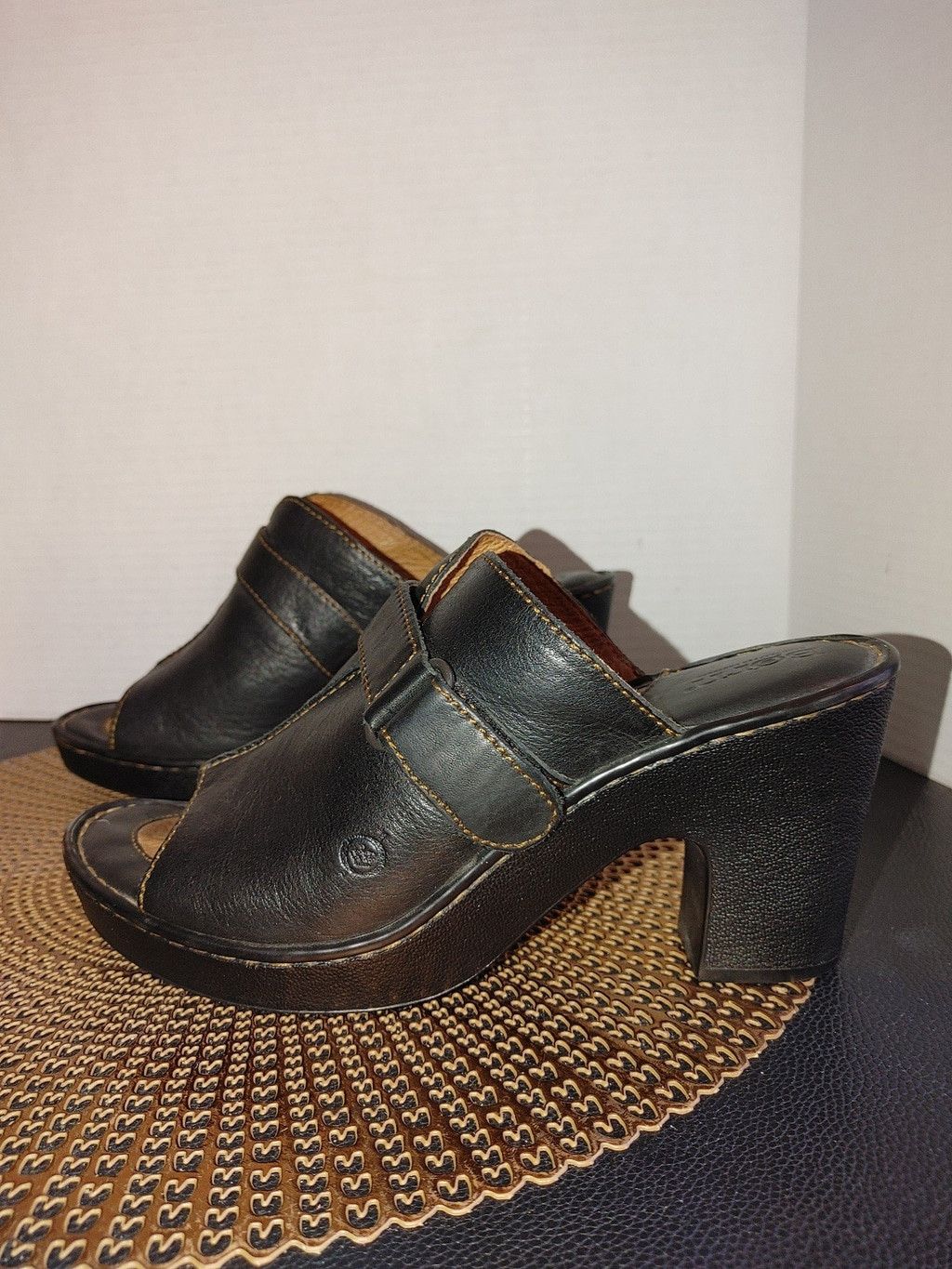 Born Born Mules Size 10 Size US 10 / IT 40 - 1 Thumbnail