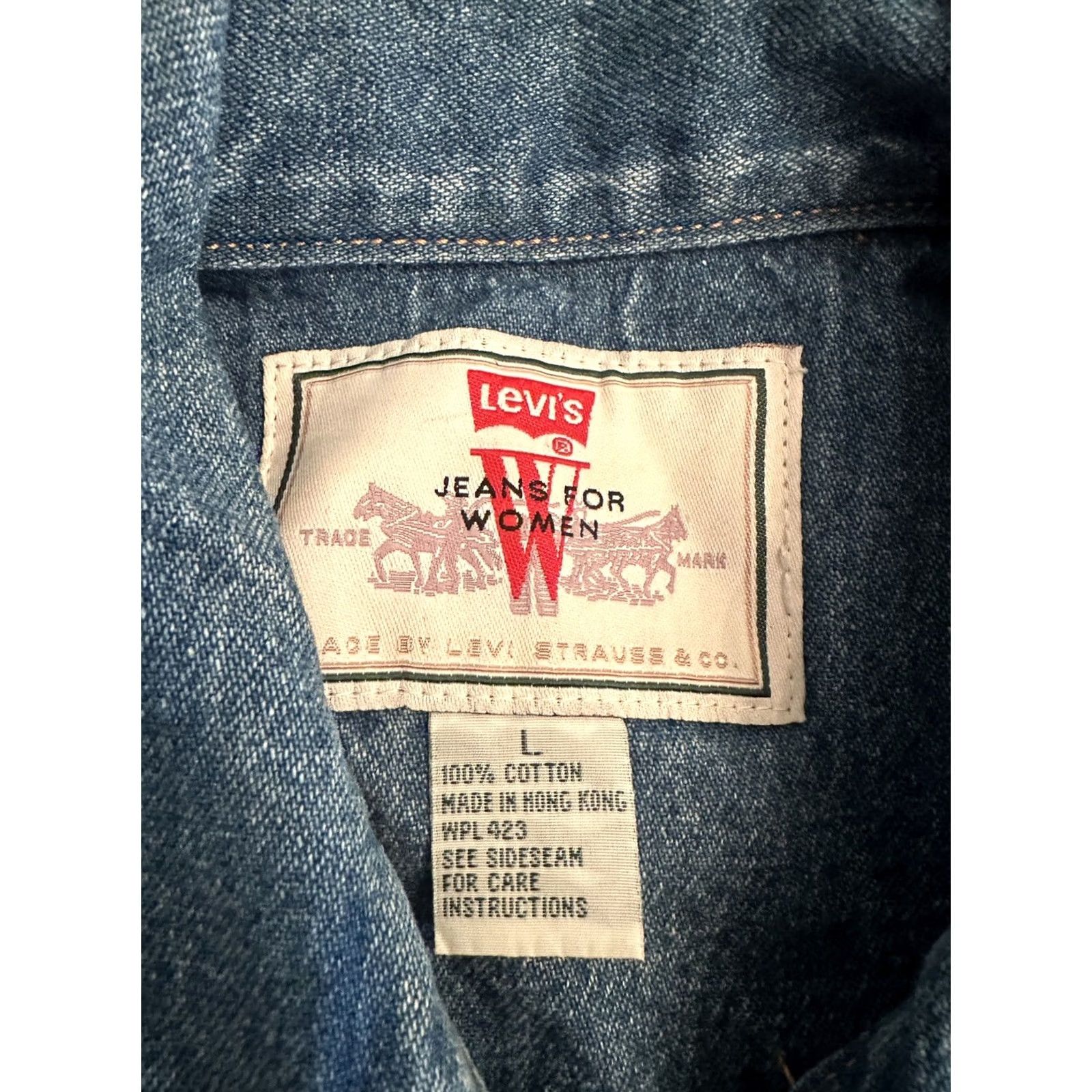 Levi's VINTAGE Levi's Denim Vest Ladies Large White Tab Embroidered 1990s Jeans Vest Casual Shirt/Top Size 36" / US 14 / IT 50 - 2 Thumbnail