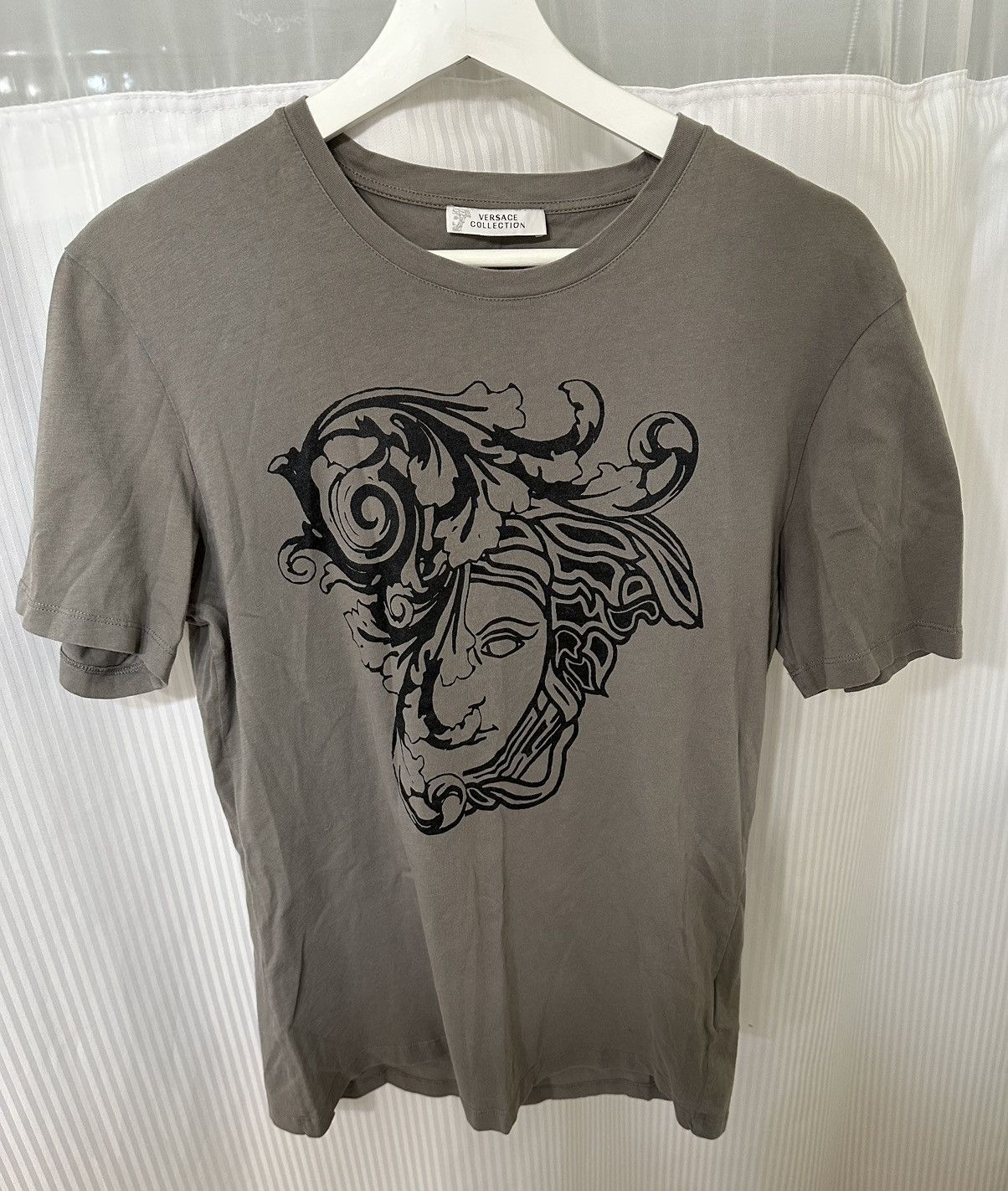 Versace Versace Collection Gray Medusa Graphic Tee Shirt (Small) Size US S / EU 44-46 / 1 - 1 Thumbnail