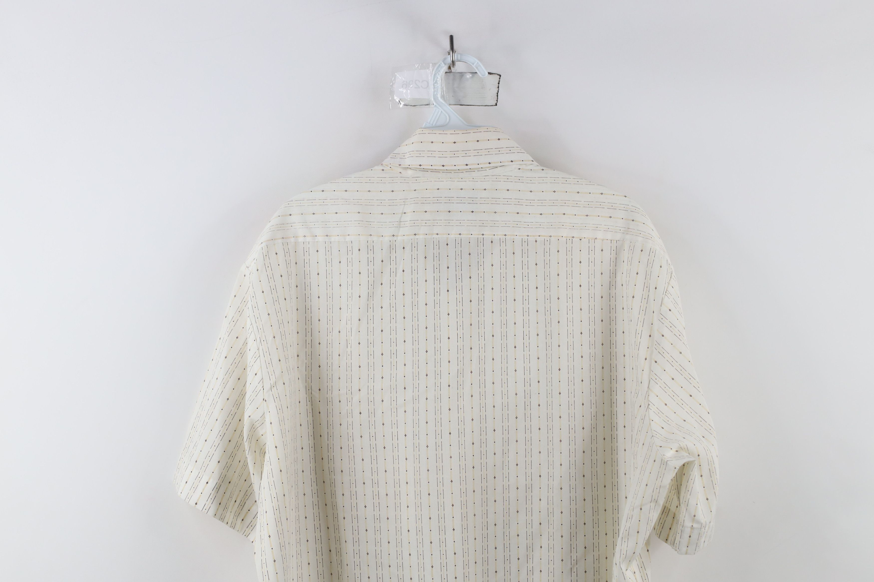 Vintage Vintage 70s Streetwear Sheer Short Sleeve Button Shirt Size US M / EU 48-50 / 2 - 12 Thumbnail