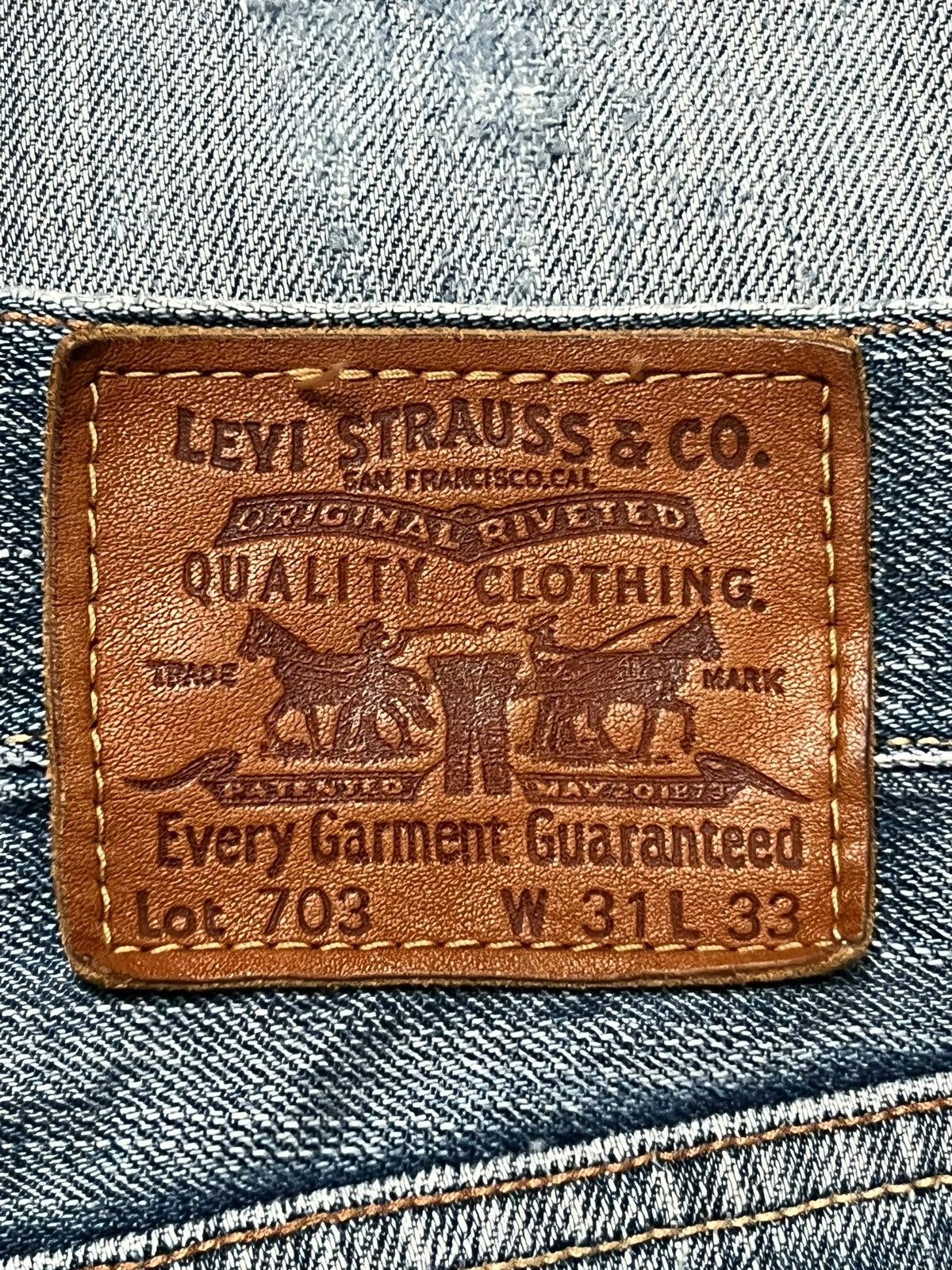 Levi's Baggy Vintage Levi’s 703 - Faded, Distressed Denim Size US 33 - 12 Thumbnail