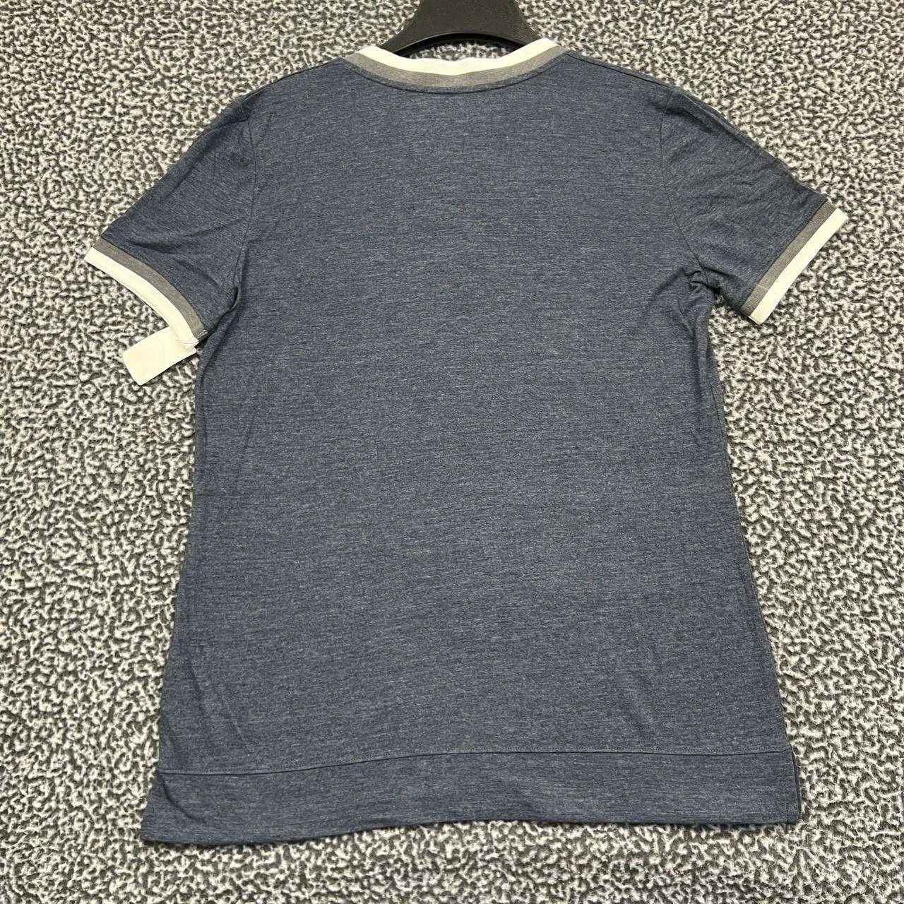 Other Chicago Fire Shirt Women Fanatics Short Sleeve V-Neck New M Size M / US 6-8 / IT 42-44 - 2 Thumbnail
