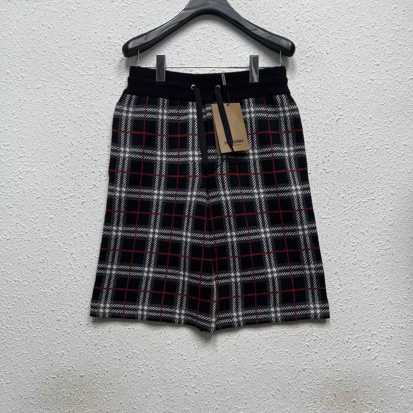 Burberry BURBERRY Wool Knit Check Shorts BNWT Size S Size US 29 - 1 Thumbnail