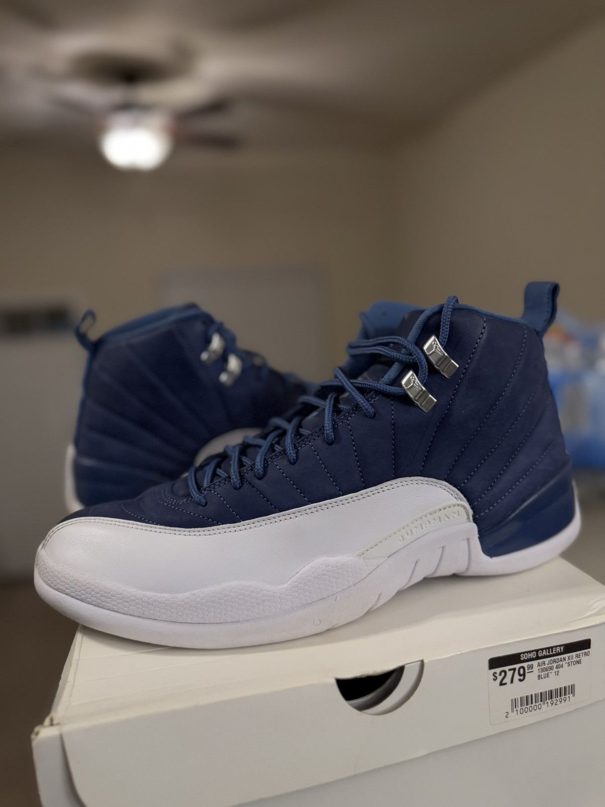 Jordan Brand × Nike Jordan 12 Indigo 2020 (130690-404) Size 12 Clean Size US 12 / EU 45 - 4 Thumbnail