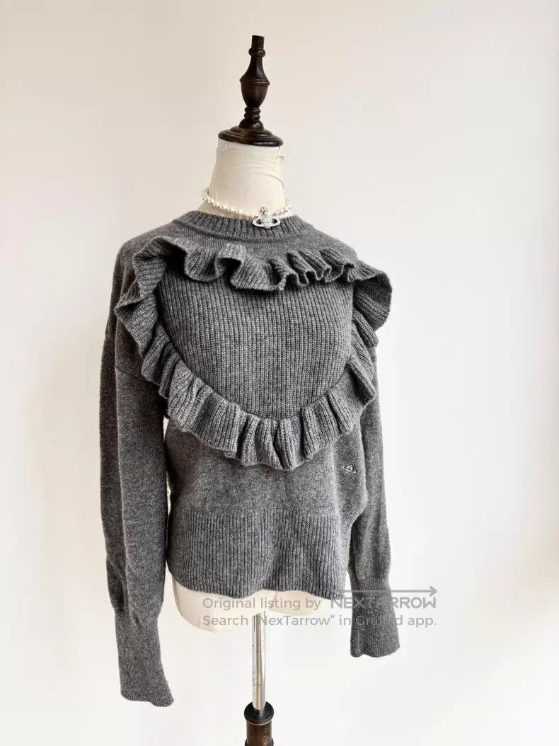 Vivienne Westwood Vivienne Westwood size 00 Gray heart knitted sweater Size ONE SIZE - 1 Thumbnail