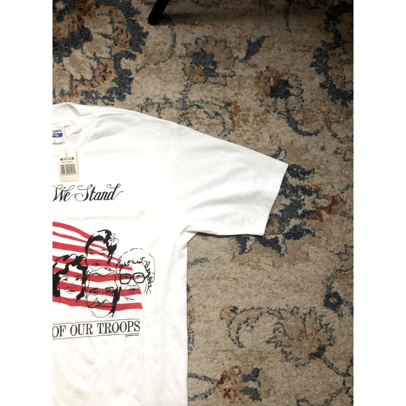 Hanes VINTAGE Hanes Shirt Mens M White United We Stand USA 90s Patriotic Military Crew Neck Short Sleeve Graphic Print Mens Size US M / EU 48-50 / 2 - 4 Thumbnail