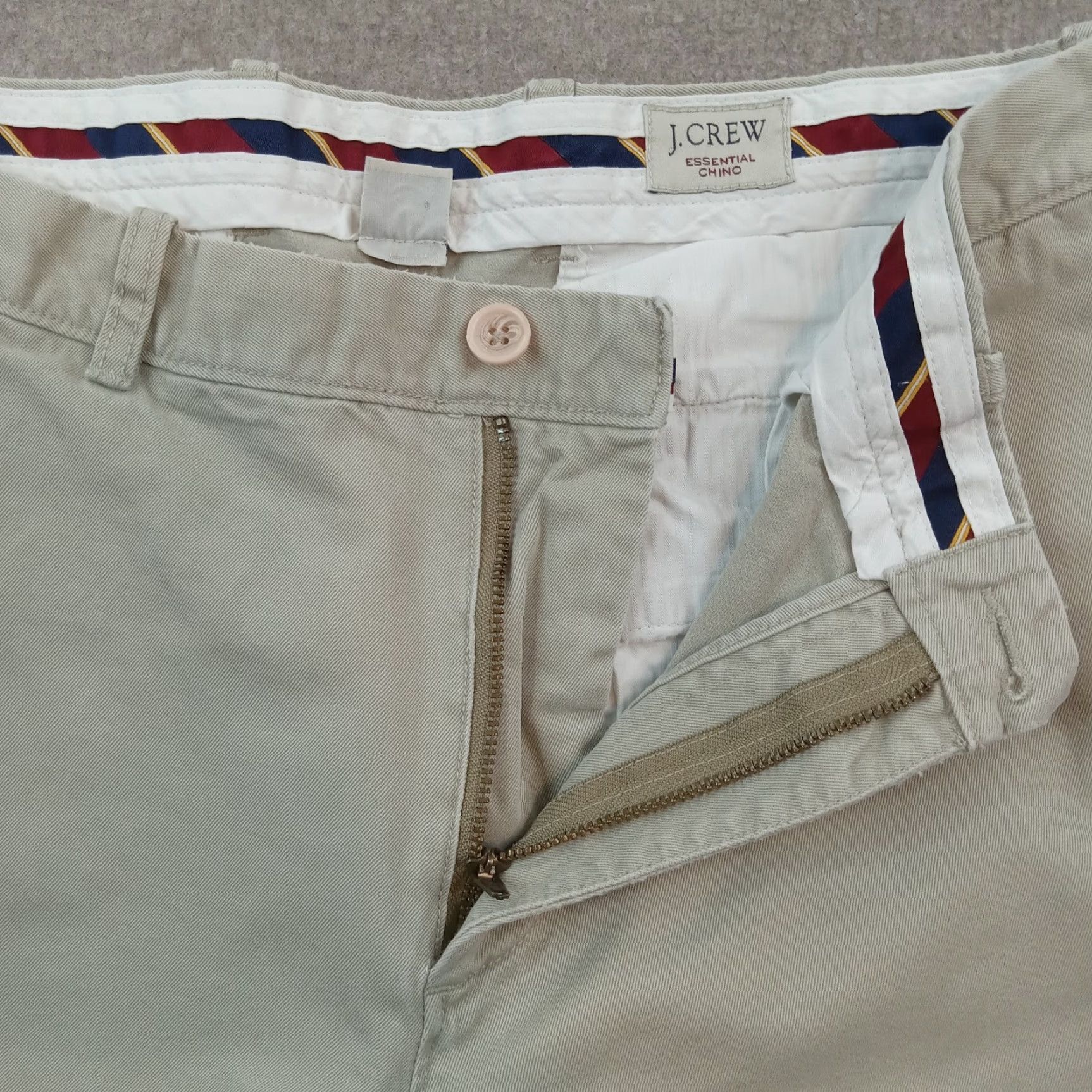 J.Crew J Crew Mens Pants 33x32 Beige Chino Straight Leg Extra Large XL Casual Size US 32 / EU 48 - 6 Thumbnail